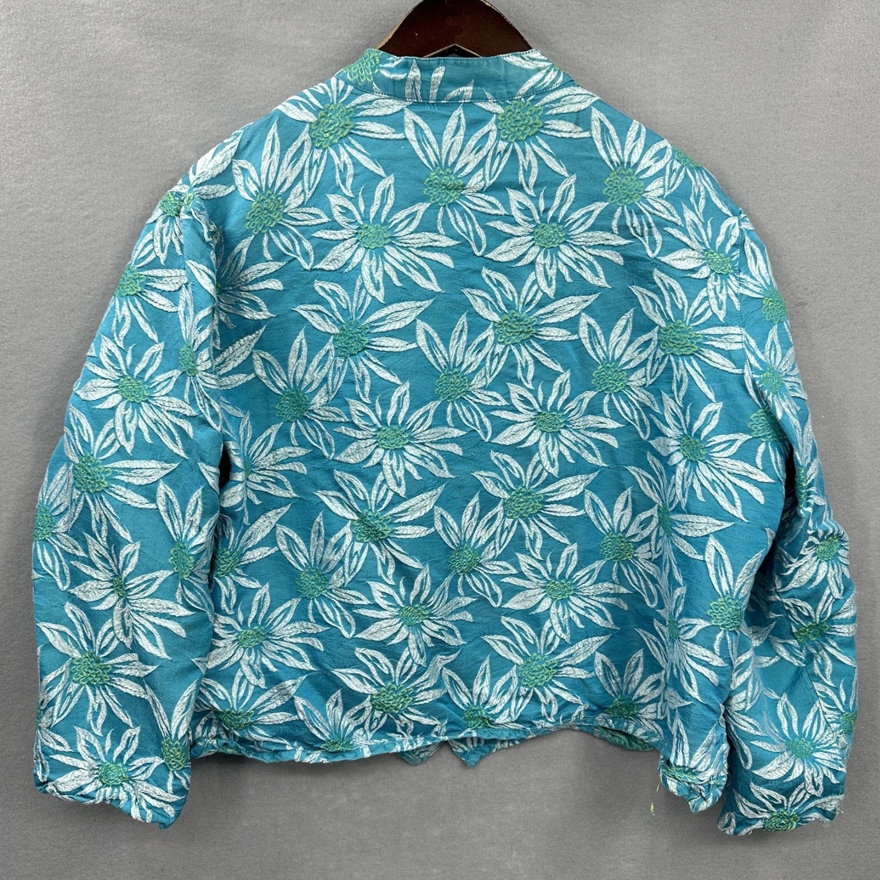 Vintage Chicos Blouse Women Large Blue Silk Blend Floral Button Down Embroidered Cottagecore READ Size L / US 10 / IT 46 - 5 Thumbnail