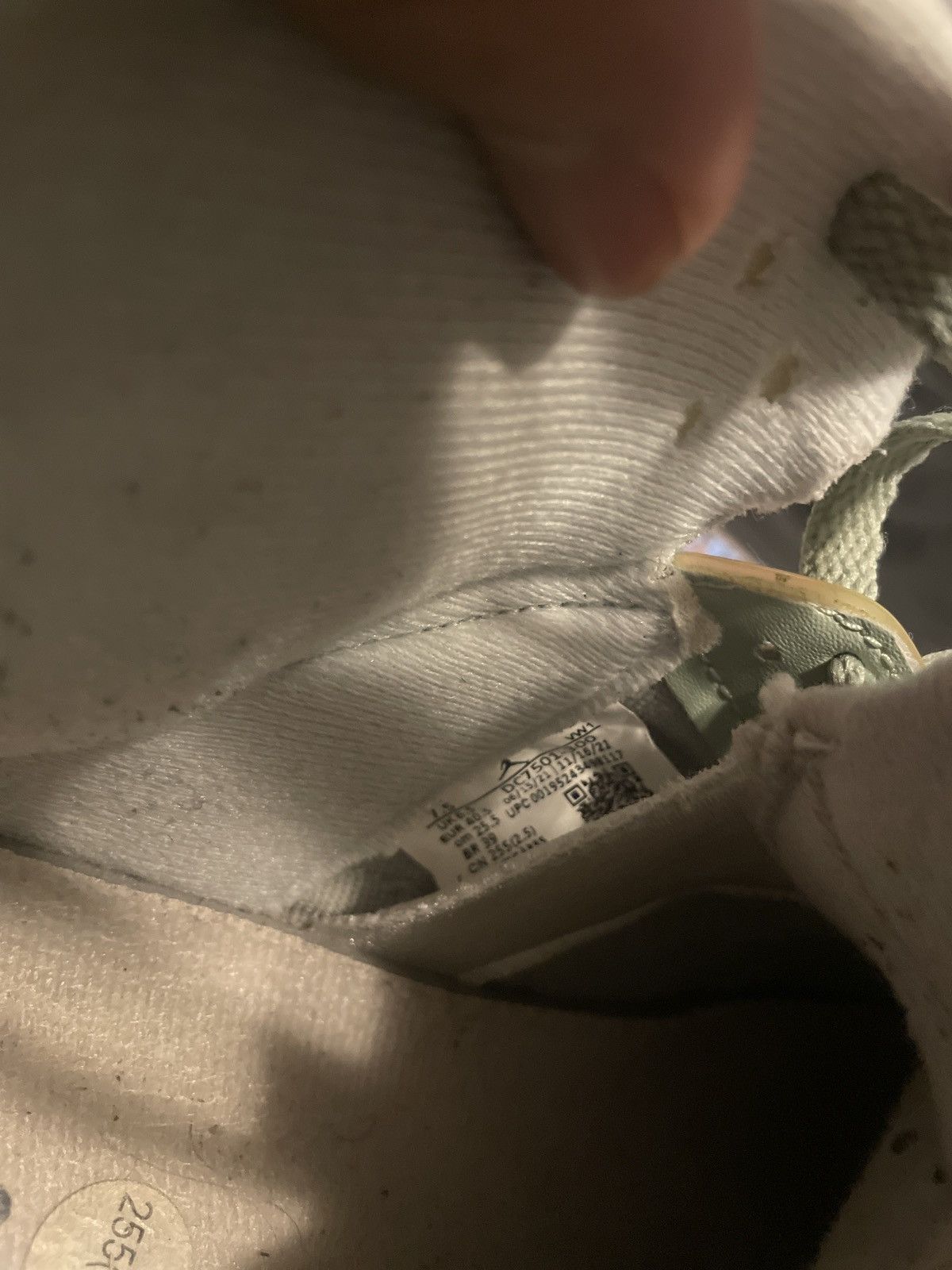 Jordan Brand jordan 5 jade Size US 7.5 / EU 40-41 - 2 Thumbnail
