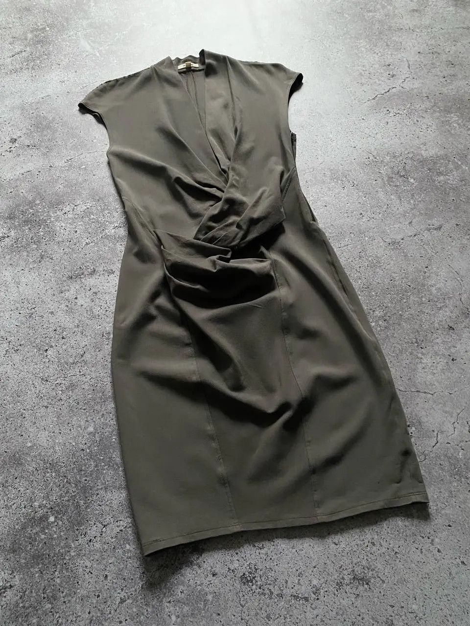 Helmut Lang HELMUT LANG V NECK DRAPED SHEAT SLEEVELESS PIXEL DRESS Size XS / US 0-2 / IT 36-38 - 5 Thumbnail