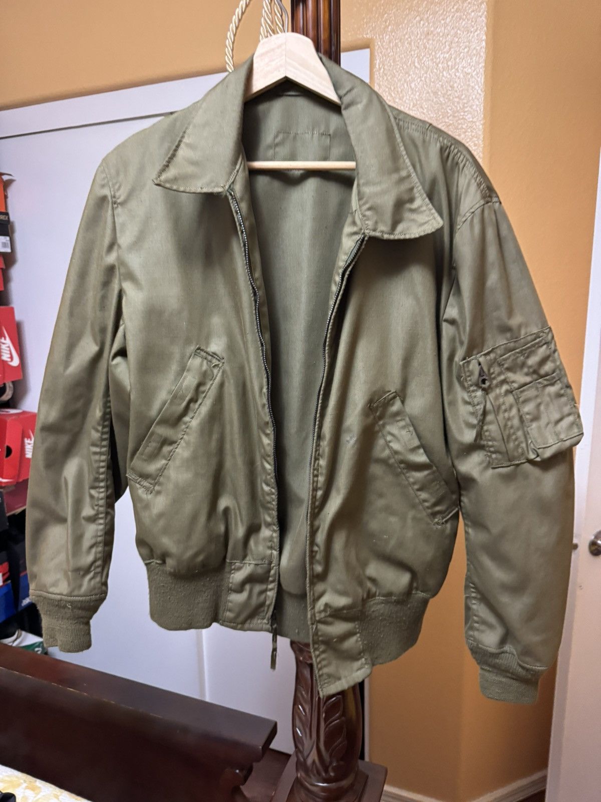 Vintage Vintage Military bomber jacket Size US M / EU 48-50 / 2 - 2 Thumbnail