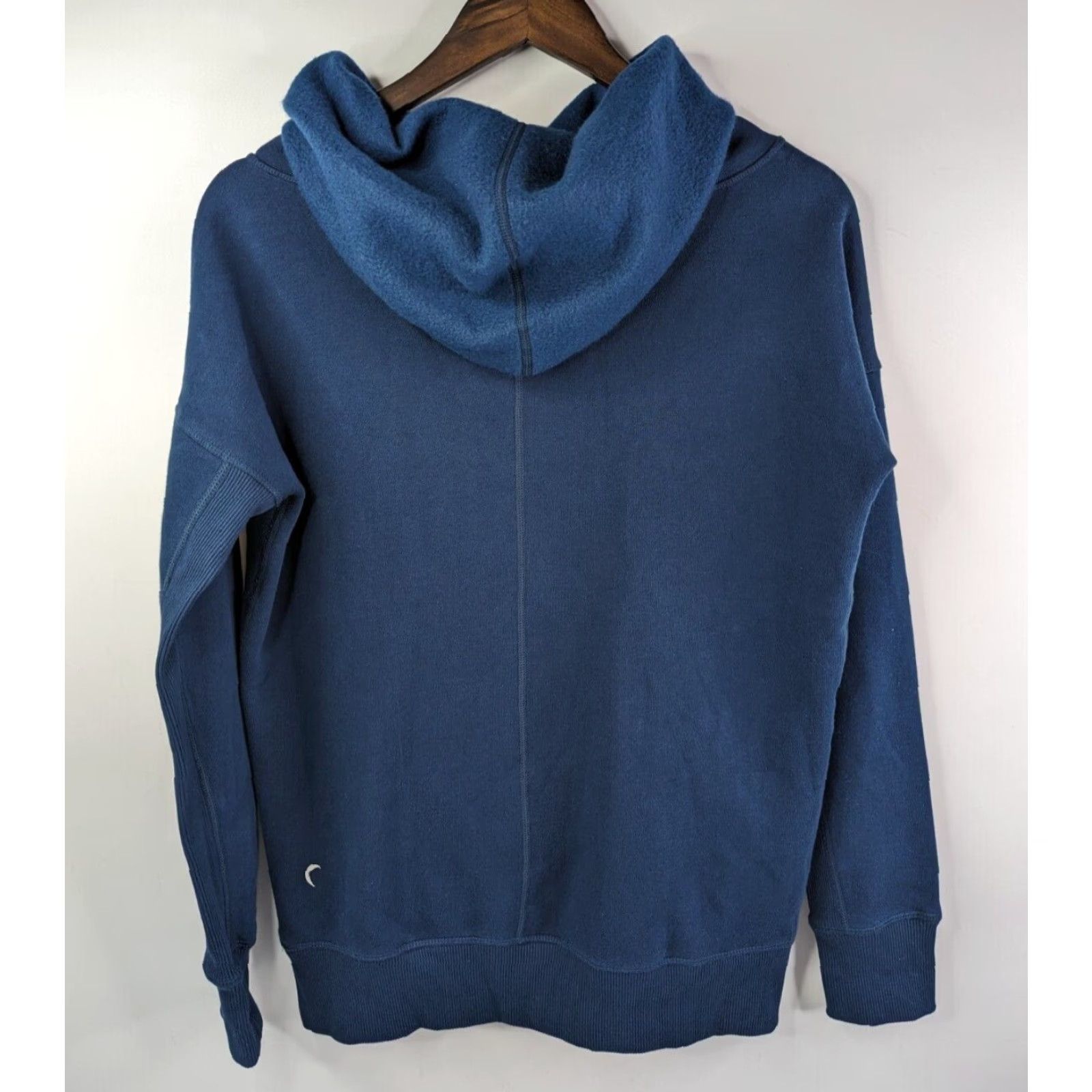 Vintage Zyia Active Women’s Navy Blue Oh So Soft Hoodie with Thumbholes Size XS Size XS / US 0-2 / IT 36-38 - 4 Thumbnail