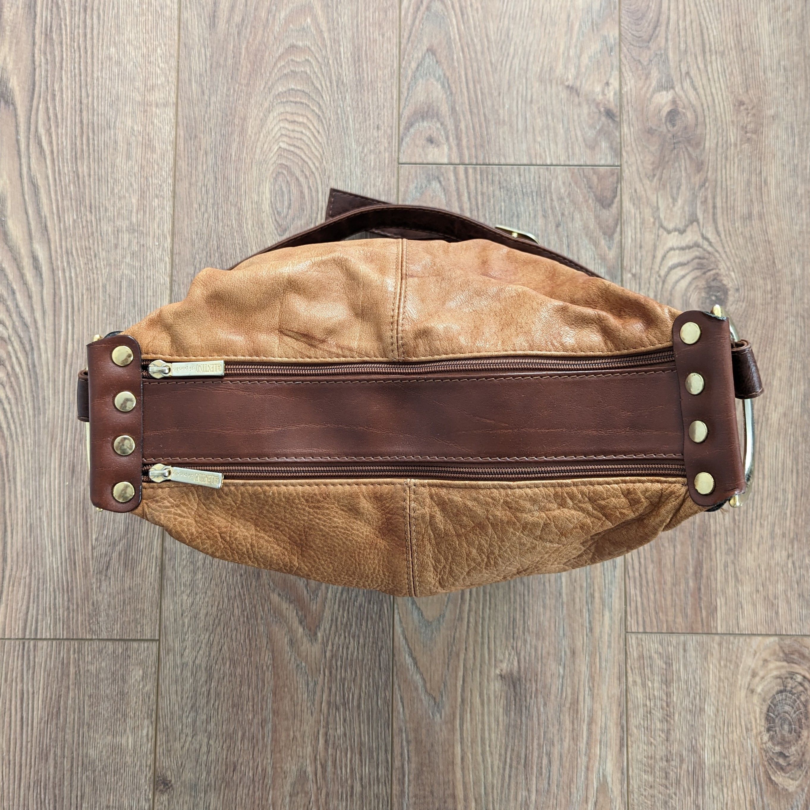 Other Vintage Valentino Di Paolo Leather Bucket Bag Made in Italy Size ONE SIZE - 15 Thumbnail