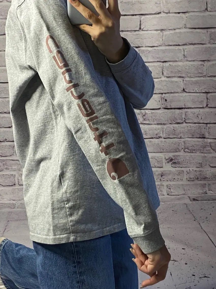 Carhartt Men's grey long sleeve overprint logo Carhartt wip Size US M / EU 48-50 / 2 - 3 Thumbnail