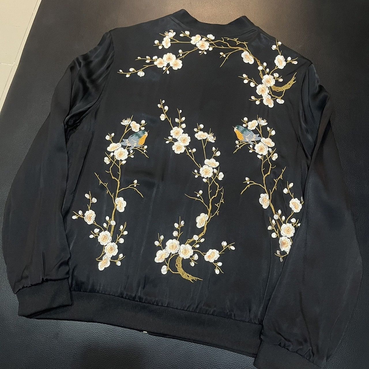 Zara Zara Black Asian Cherry Blossom Embroidered Satin Jacket Size S / US 4 / IT 40 - 6 Thumbnail