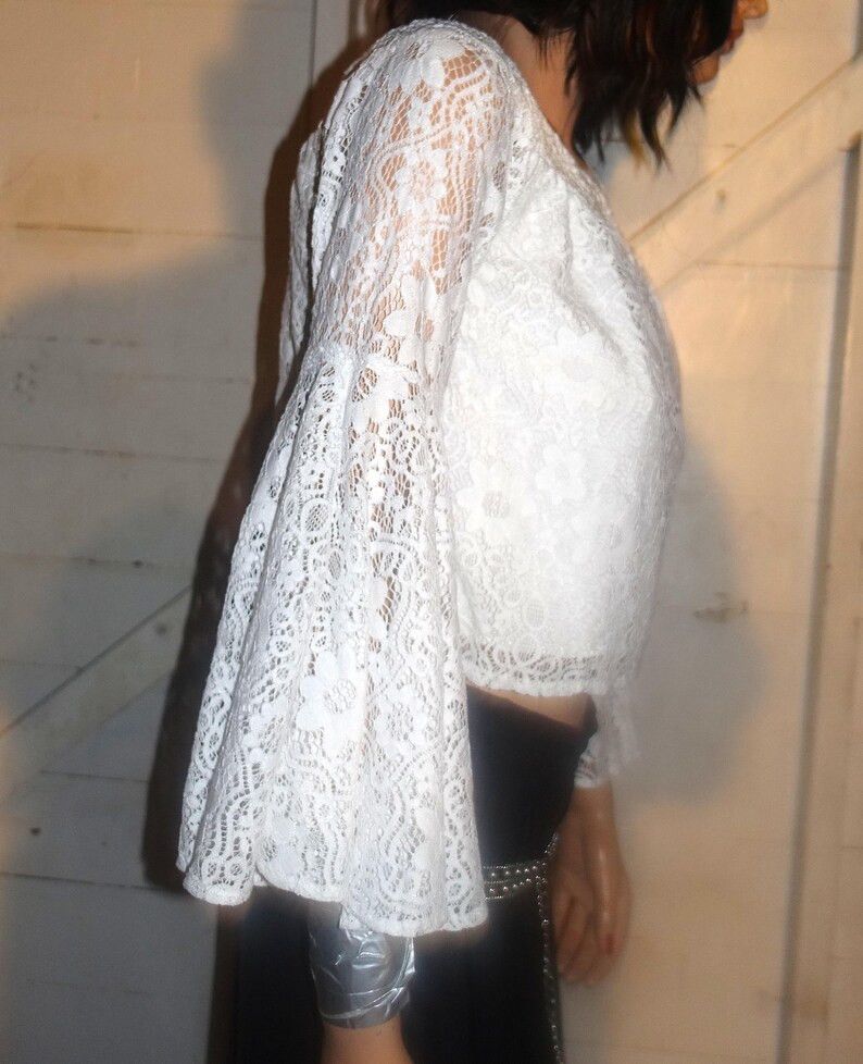 Hollister Hollister White Lace Crop Top XS Size XS / US 0-2 / IT 36-38 - 6 Thumbnail