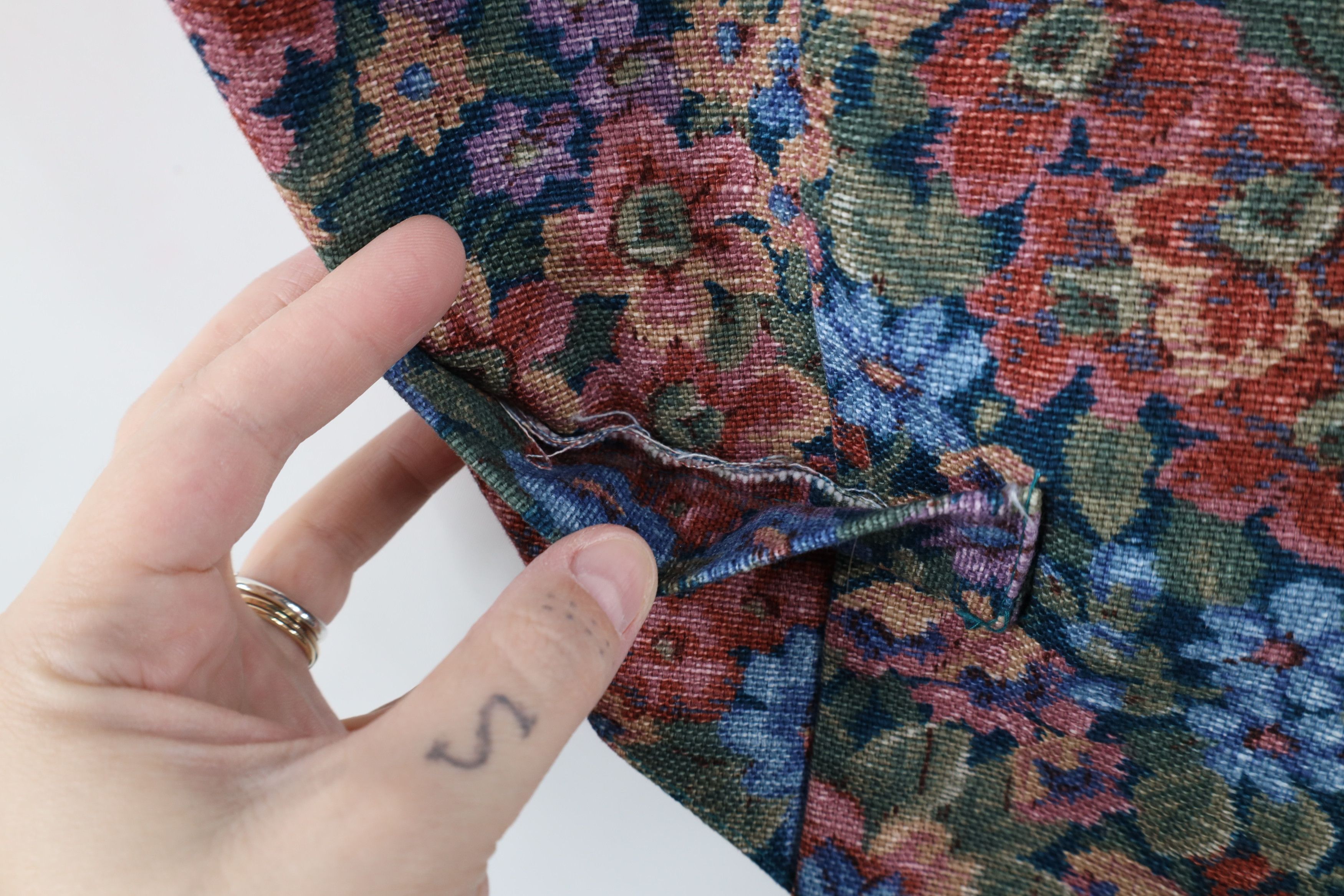 Vintage Vintage 90s Streetwear Flower Needlepoint Vest Jacket USA Size S / US 4 / IT 40 - 6 Thumbnail
