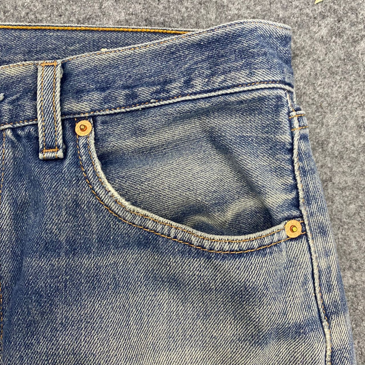 Levi's 💥Vintage 90s Levis 501 Distressed denim Kurt Cobain Style Size US 32 / EU 48 - 10 Thumbnail