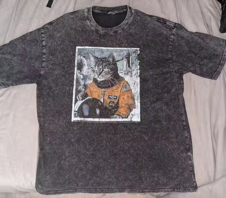 Japanese Brand Vintage Wash Astraunut Cat Tee Size US XXL / EU 58 / 5 - 1 Thumbnail
