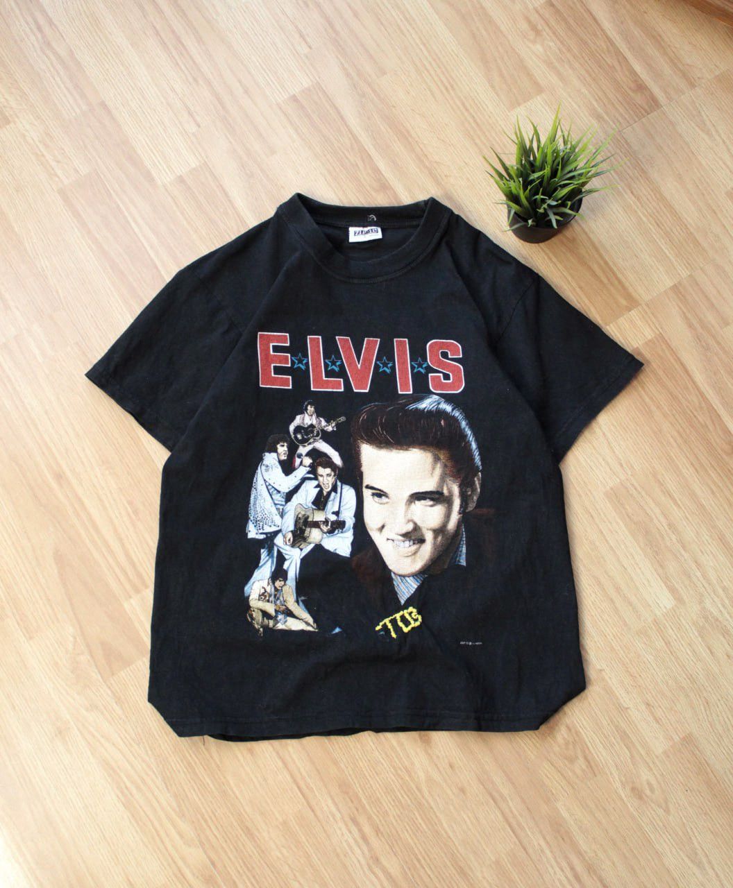 Band Tees 🔥 Vintage 90’s Y2K Adult Elvis Presley T-Shirt Size US L / EU 52-54 / 3 - 1 Thumbnail
