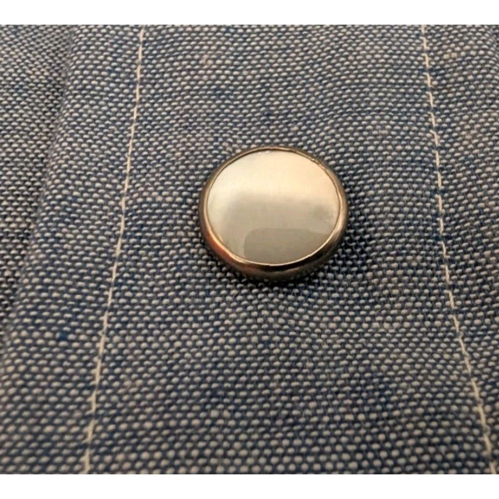 Vintage VINTAGE King Size Shirt Western Chambray Long Sleeve Dagger Collar Pearl Snap Tall Medium Size US M / EU 48-50 / 2 - 7 Thumbnail