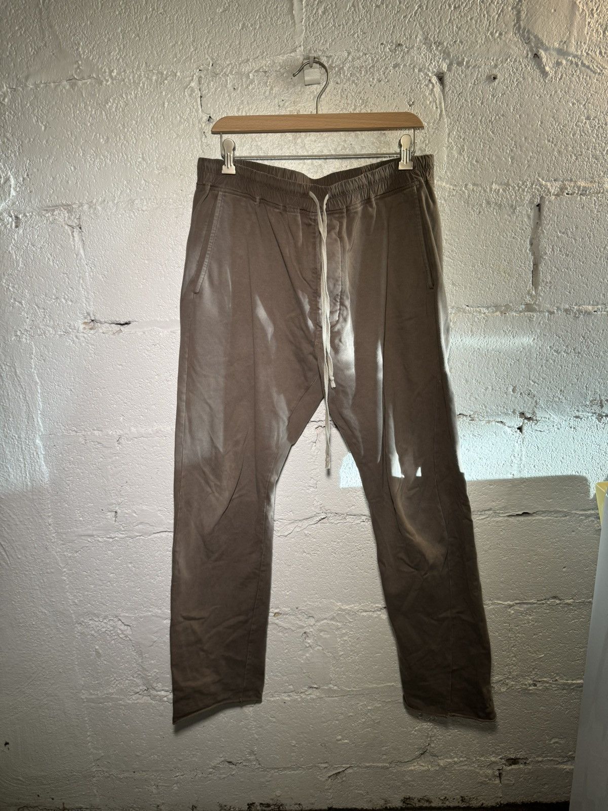 image of Rick Owens Drkshdw Berlin Pants Dust in Grey, Men's (Size 33)