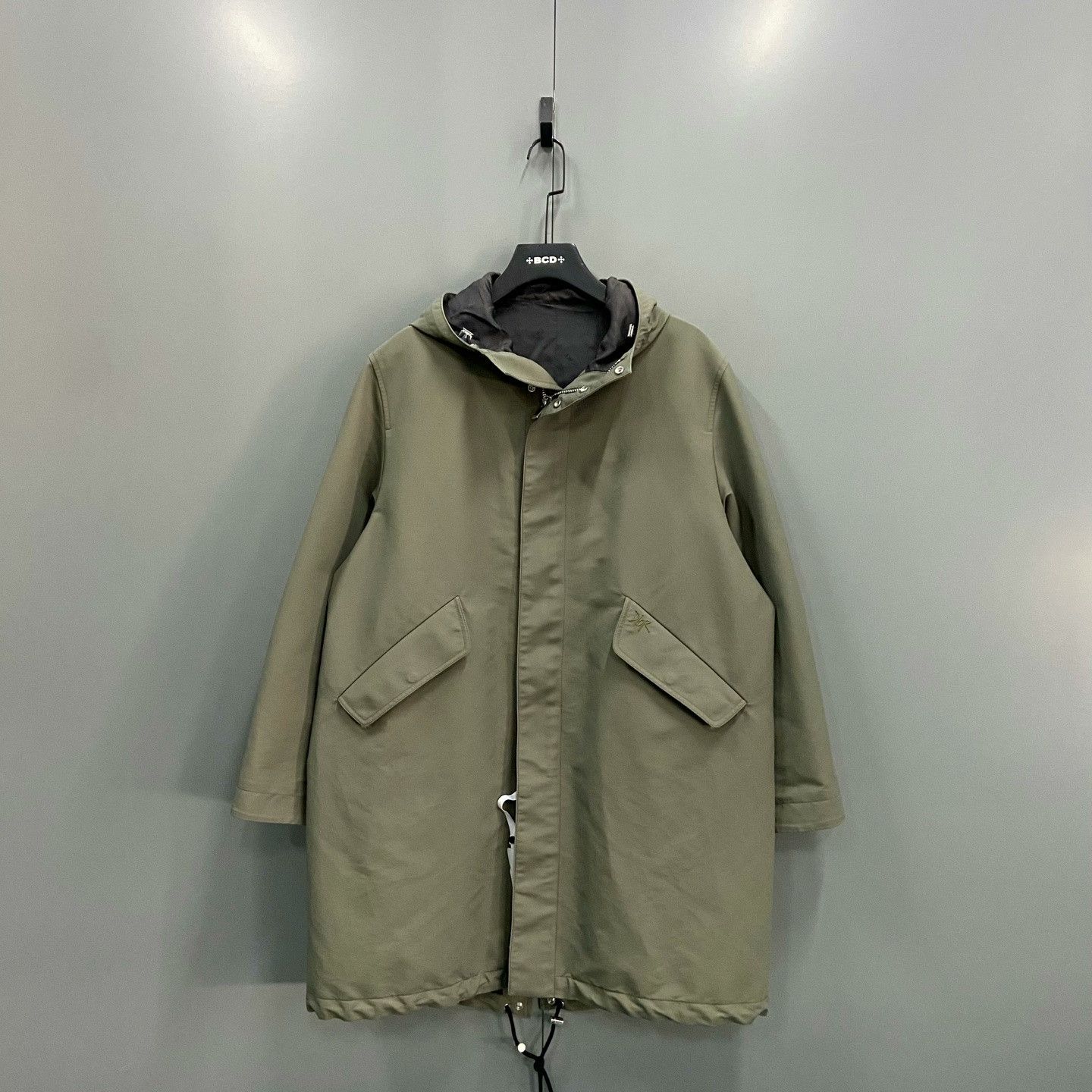 Dior Dior Back Logo Print Trench Coat Size US S / EU 44-46 / 1 - 1 Thumbnail