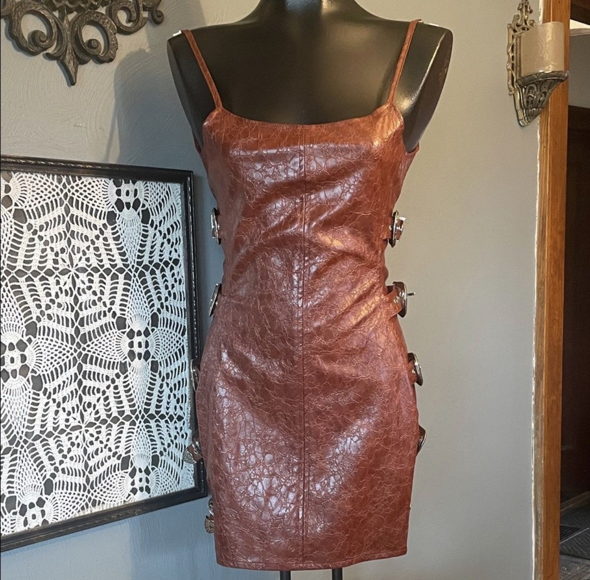 Nasty Gal Nasty gal western buckle dress Size XS / US 0-2 / IT 36-38 - 3 Thumbnail