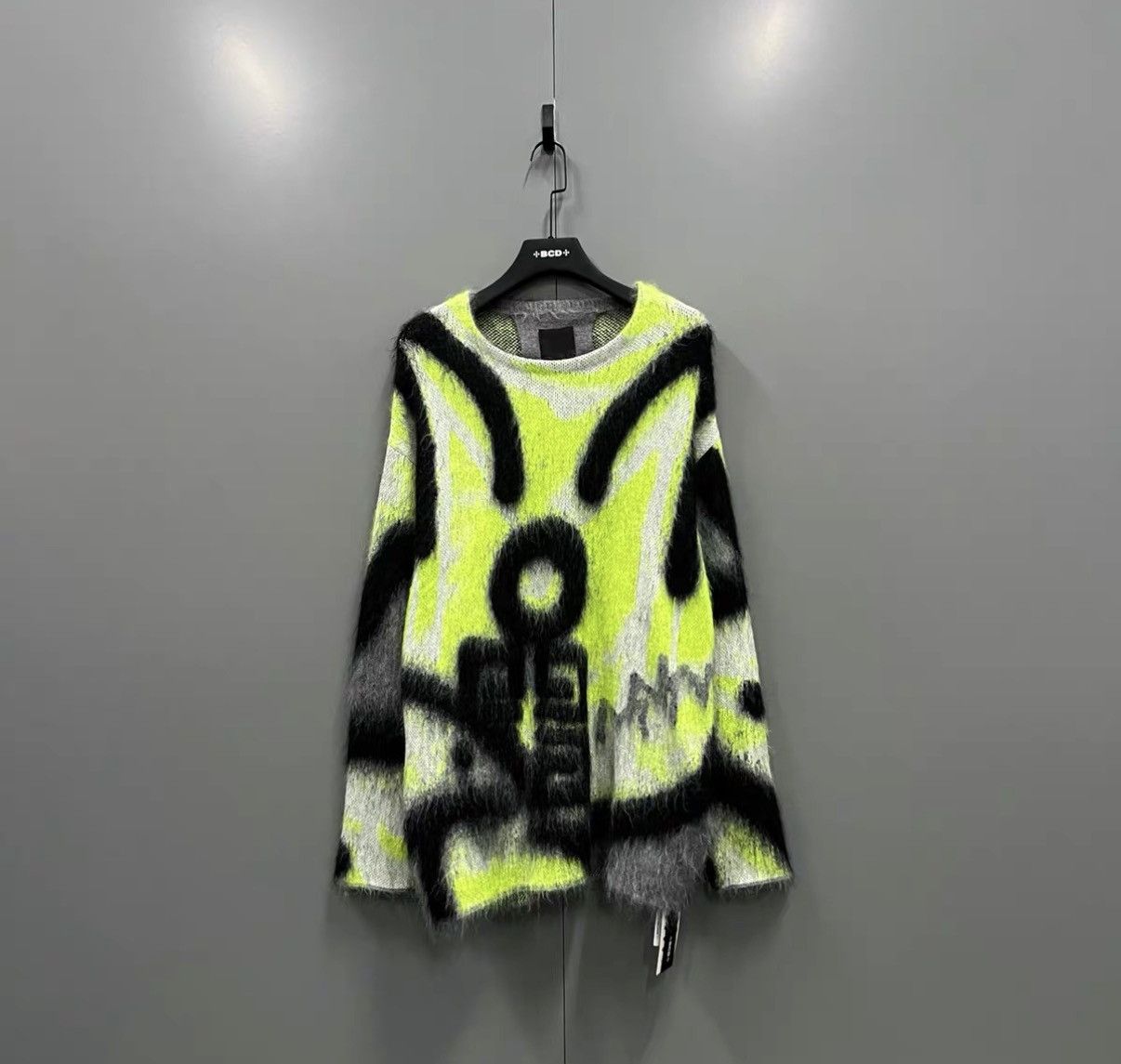 Givenchy Givenchy Graffiti Knit Sweater J41 Size US XL / EU 56 / 4 - 1 Thumbnail