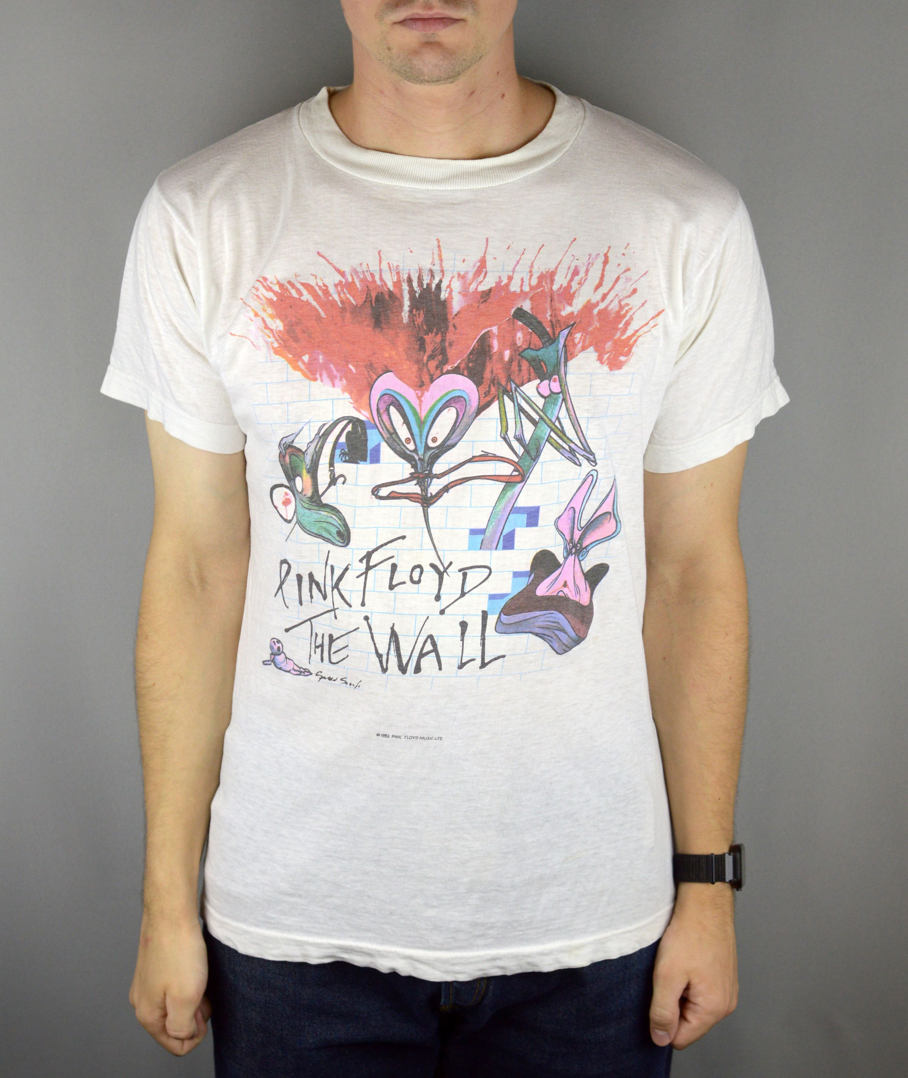 Pink Floyd Vintage Pink Floyd The Wall 1982 t shirt Size US L / EU 52-54 / 3 - 1 Thumbnail