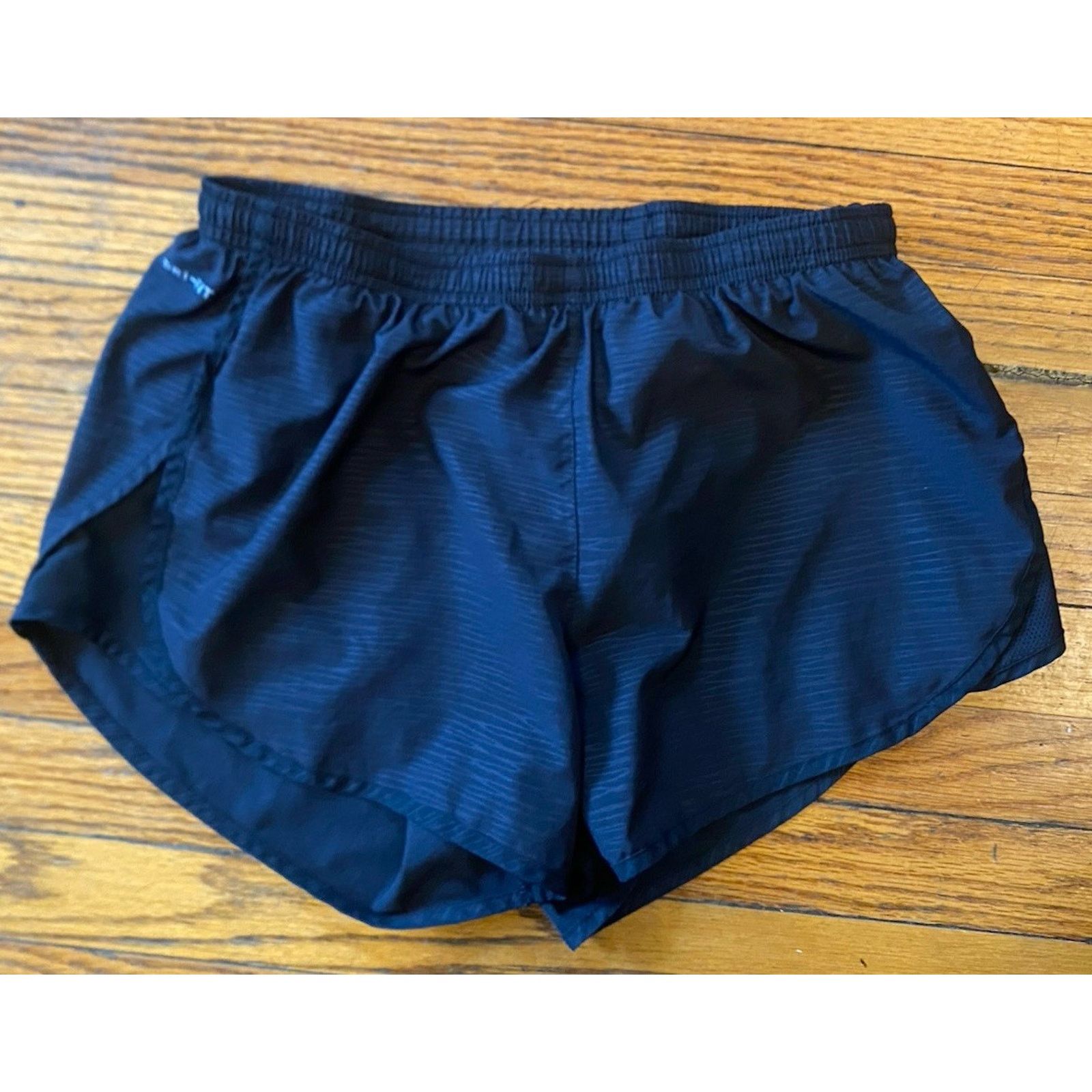Nike Nike Dri Fit Running Shorts Women’s Small Black Size 28" / US 6 / IT 42 - 2 Thumbnail