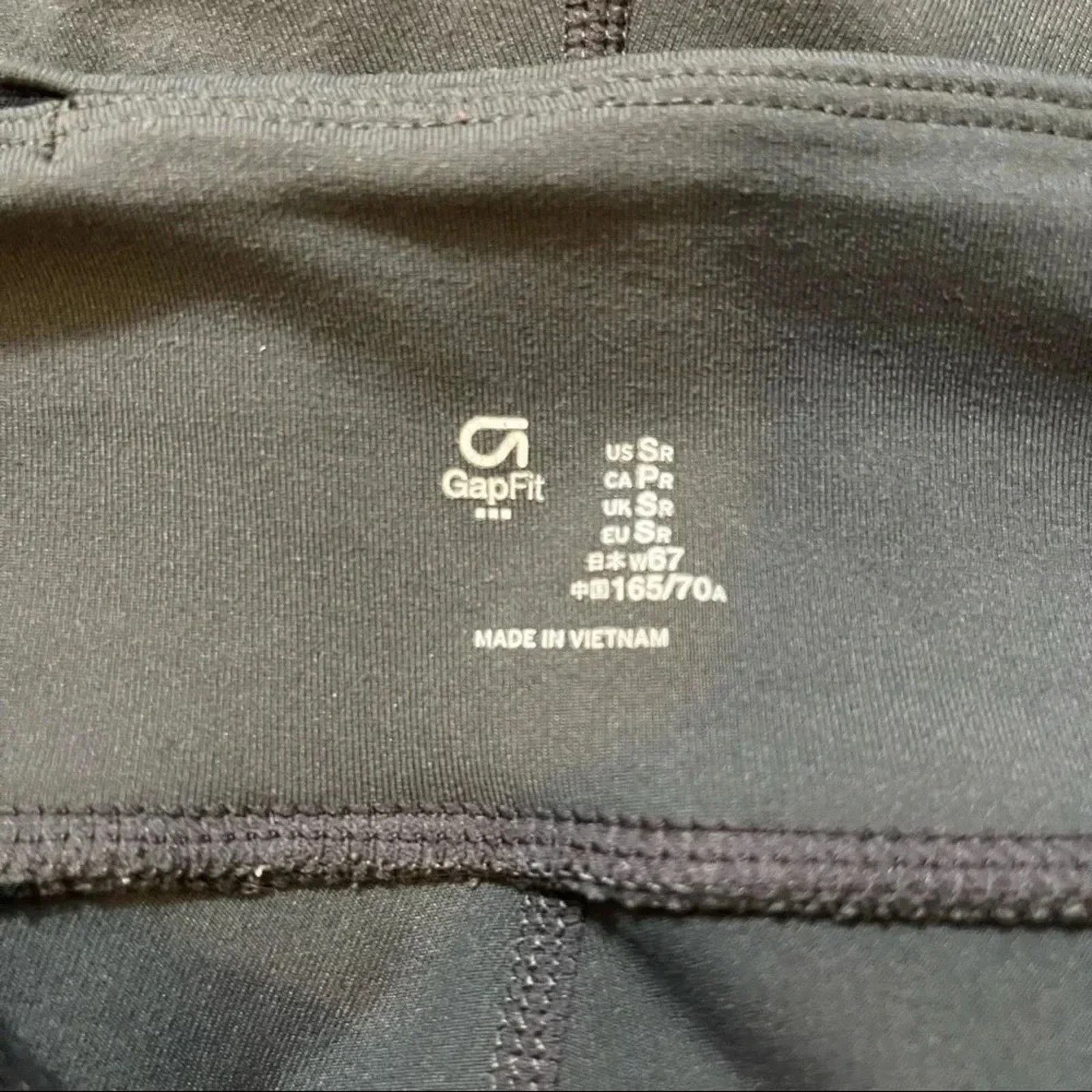Gap Gap Fit Outlet Workout Capri Dark Gray Cropped Leggings Mesh Size 25" / US 0 / IT 36 - 5 Thumbnail