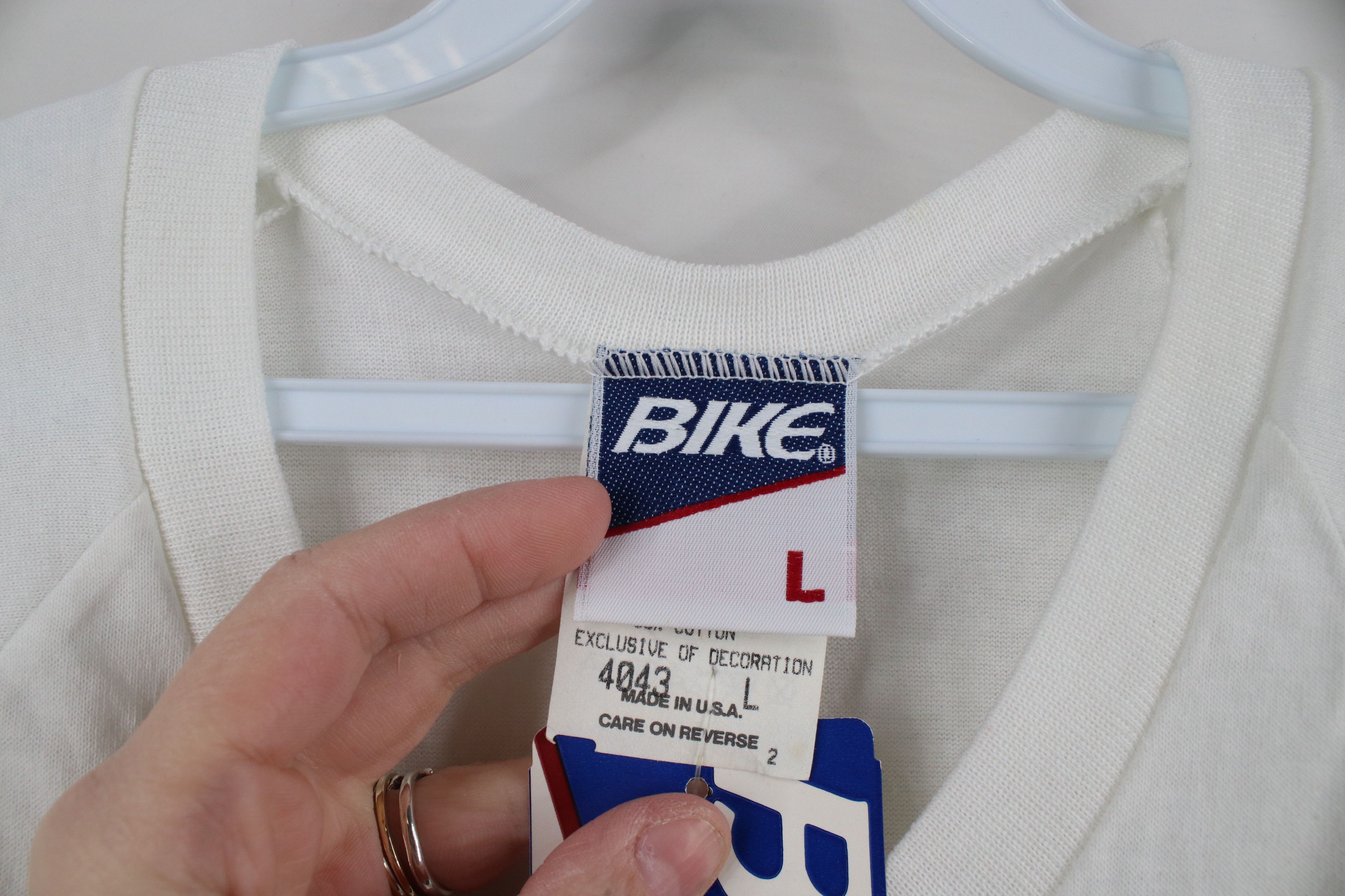 Vintage Deadstock Vintage 90s Streetwear Henley T-Shirt White USA Size US L / EU 52-54 / 3 - 8 Thumbnail