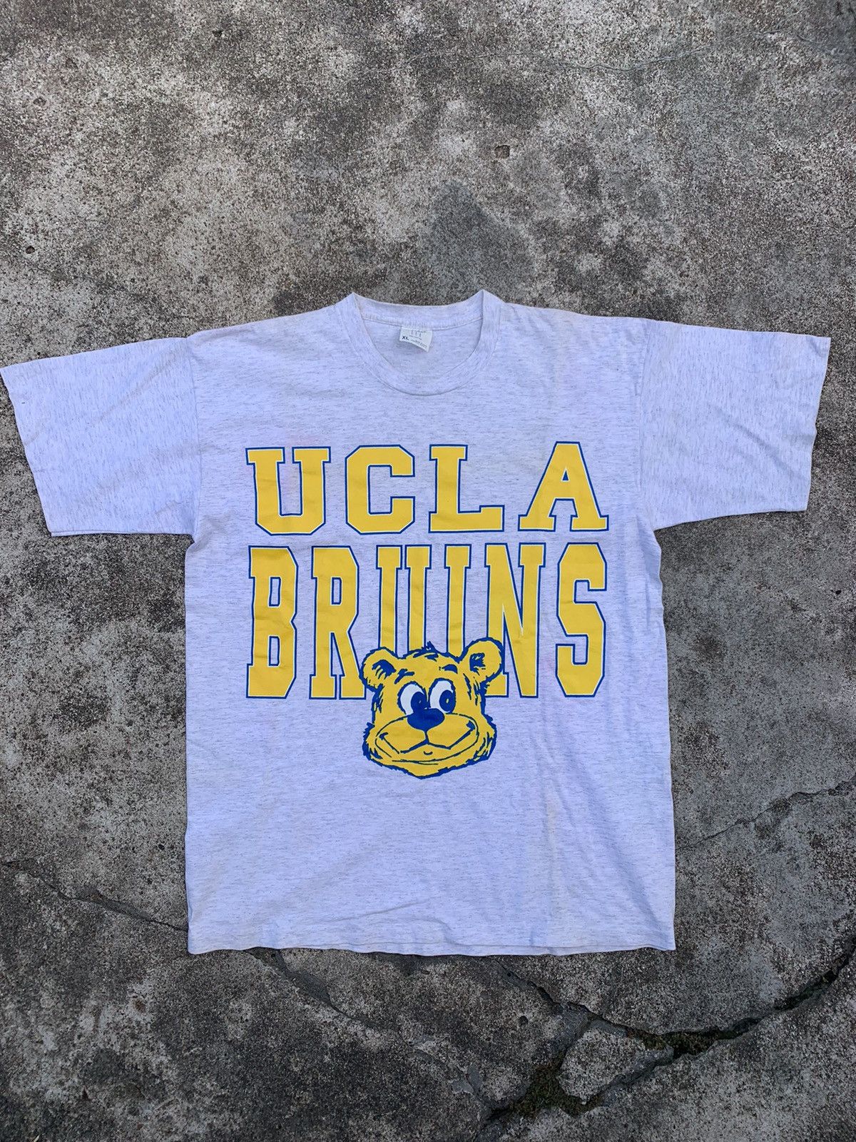 Vintage UCLA BRUINS LOGO Size US XL / EU 56 / 4 - 1 Thumbnail