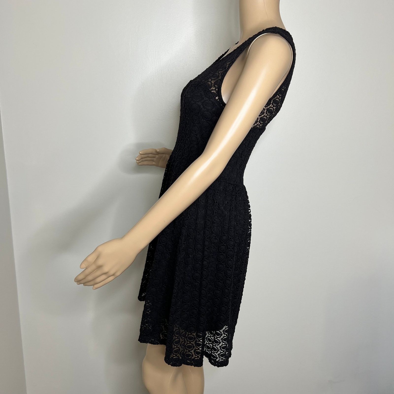 Other Papaya Black Lace Skater Dress Size M / US 6-8 / IT 42-44 - 2 Thumbnail