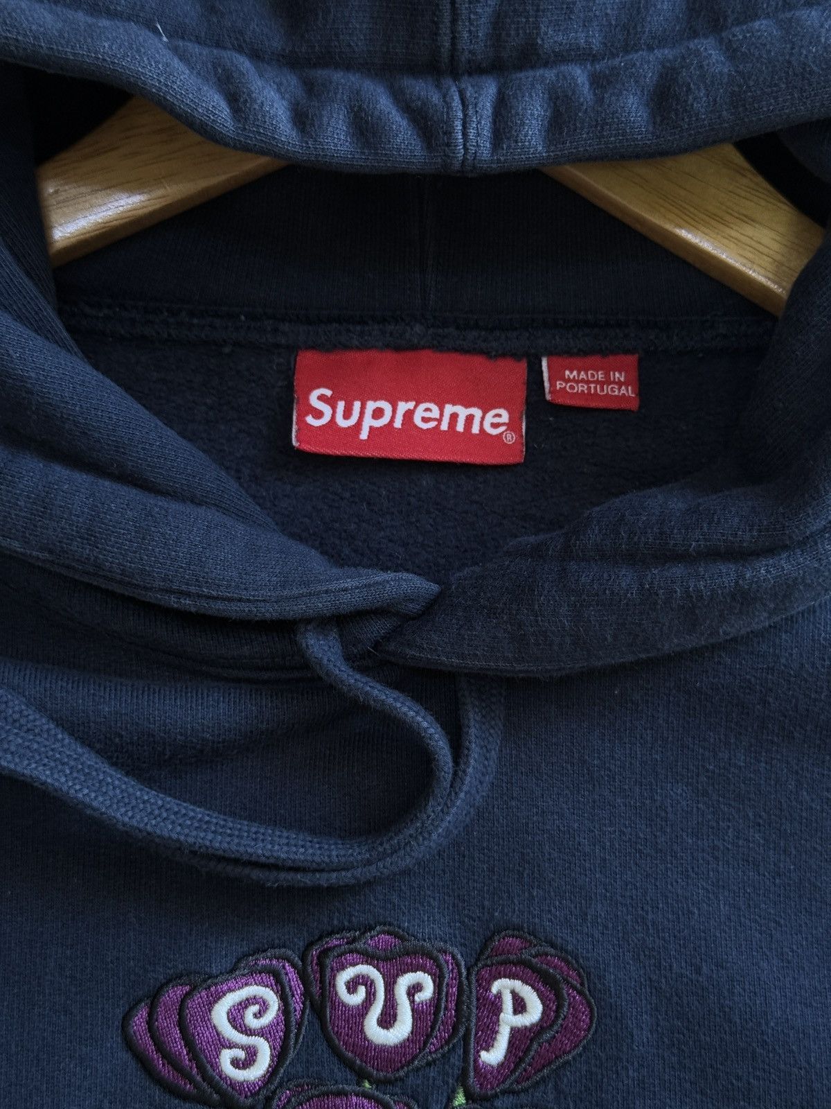Supreme FW18 Supreme Pot Flowers Hoodie Size US M / EU 48-50 / 2 - 6 Thumbnail
