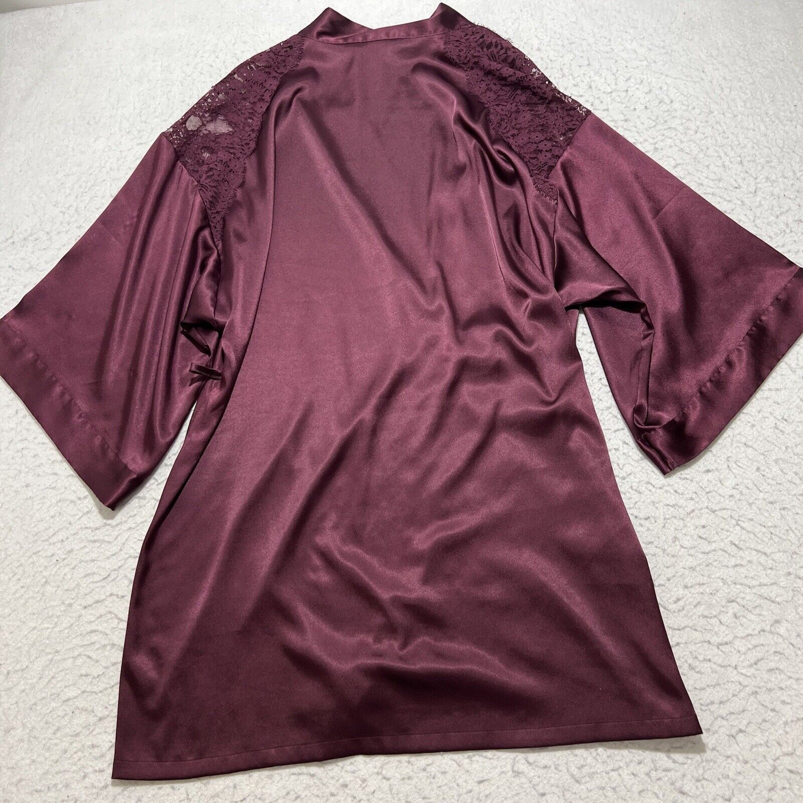 Victoria's Secret Victoria's Secret Silky Satin Sleepwear Lightweight Robe Top Size ONE SIZE - 11 Thumbnail