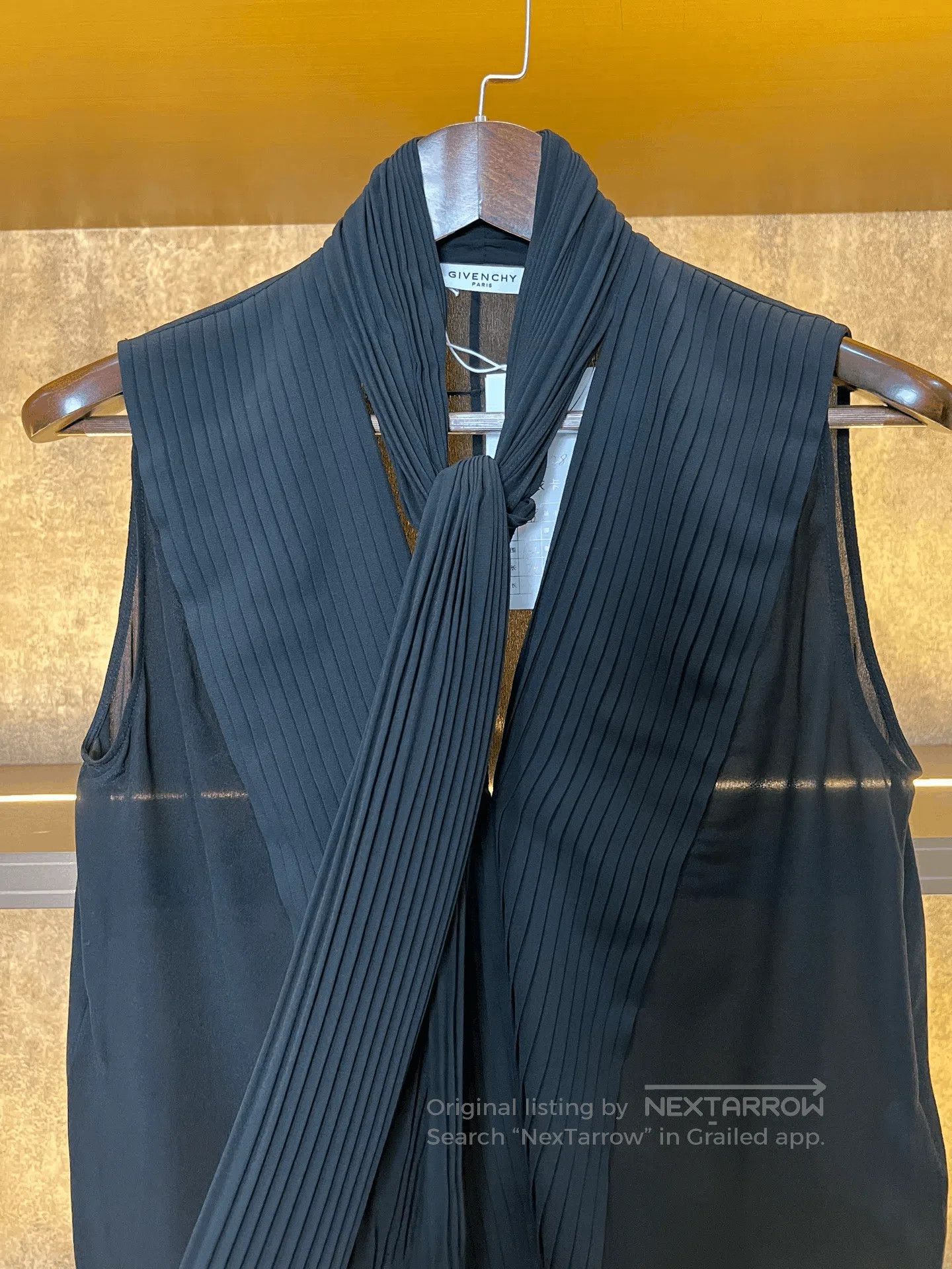 Givenchy Givenchy Ribbon Sleeveless Blouse. Size S / US 4 / IT 40 - 3 Thumbnail