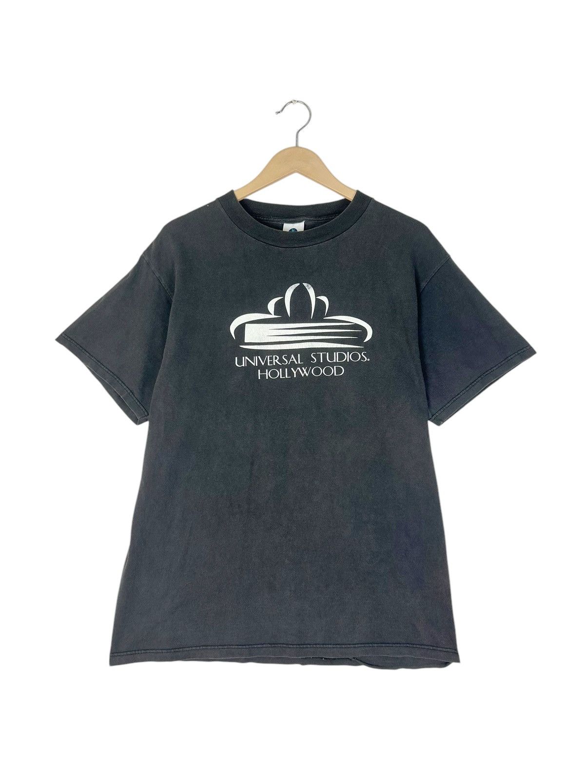 Universal Studios × Vintage Vintage 90s Faded Universal Studios Hollywood OG T shirt Size US L / EU 52-54 / 3 - 1 Thumbnail