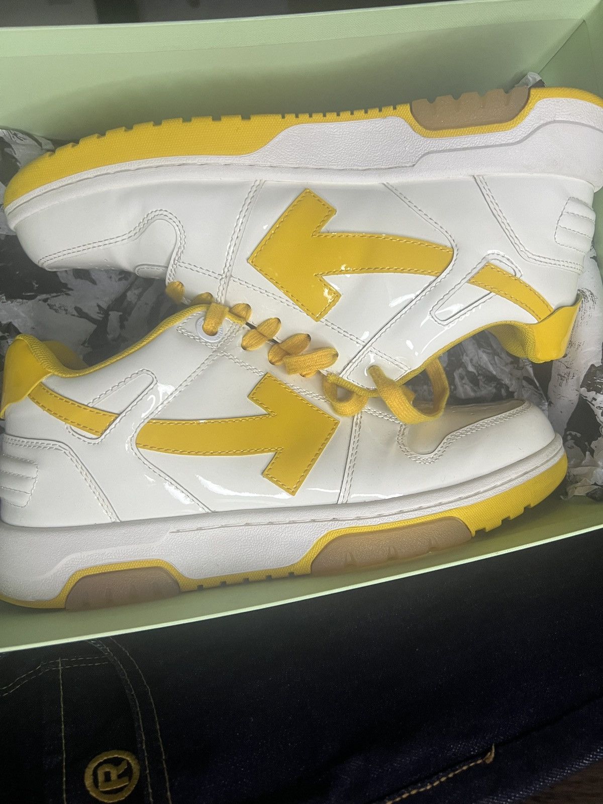 Off-White [OFF- WHITE] Out of Office Leather Low-Top Sneakers Size US 8.5 / EU 41-42 - 4 Thumbnail