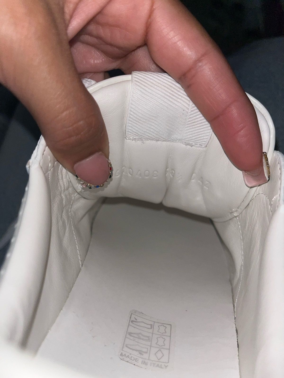 Gucci Gucci GG Embossed Leather Sneakers Size US 7.5 / IT 37.5 - 8 Thumbnail