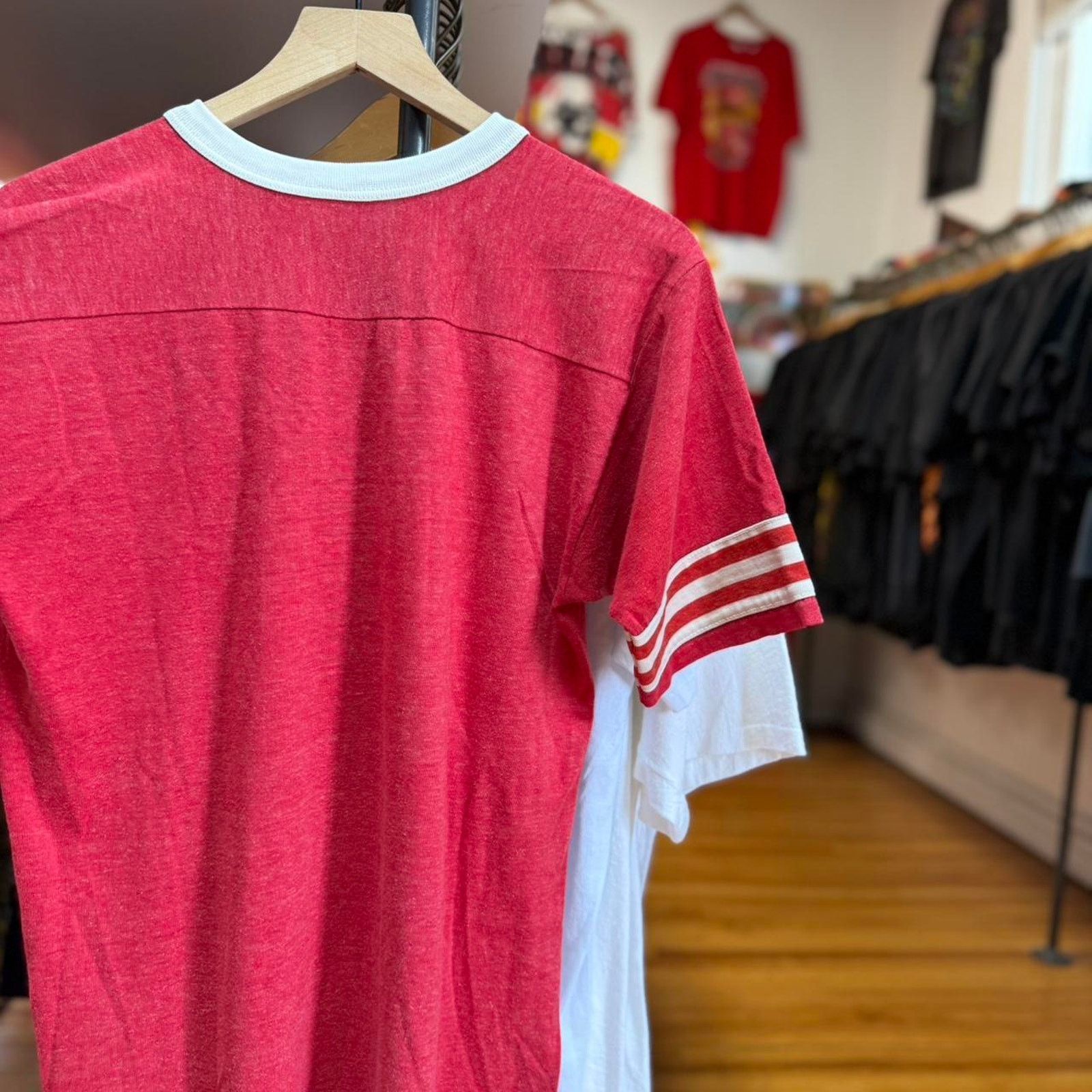 Vintage Vintage 80s Nebraska Huskers Helmet Striped Sleeve T-Shirt Size US L / EU 52-54 / 3 - 2 Thumbnail