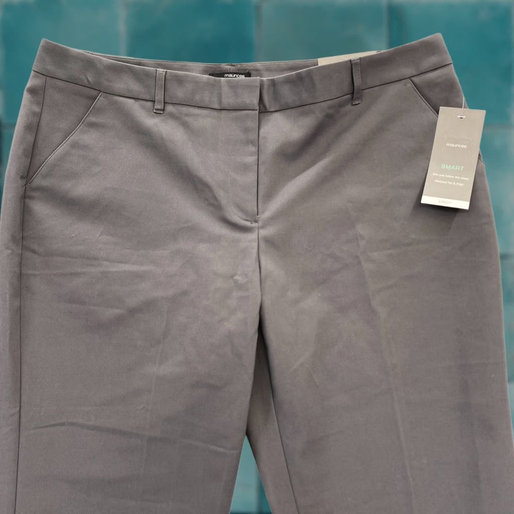 Vintage Maurices Smart Crop Womens 15/16 Gray Stretch Fabric Mid Rise Capri Casual NWT Size ONE SIZE - 1 Thumbnail