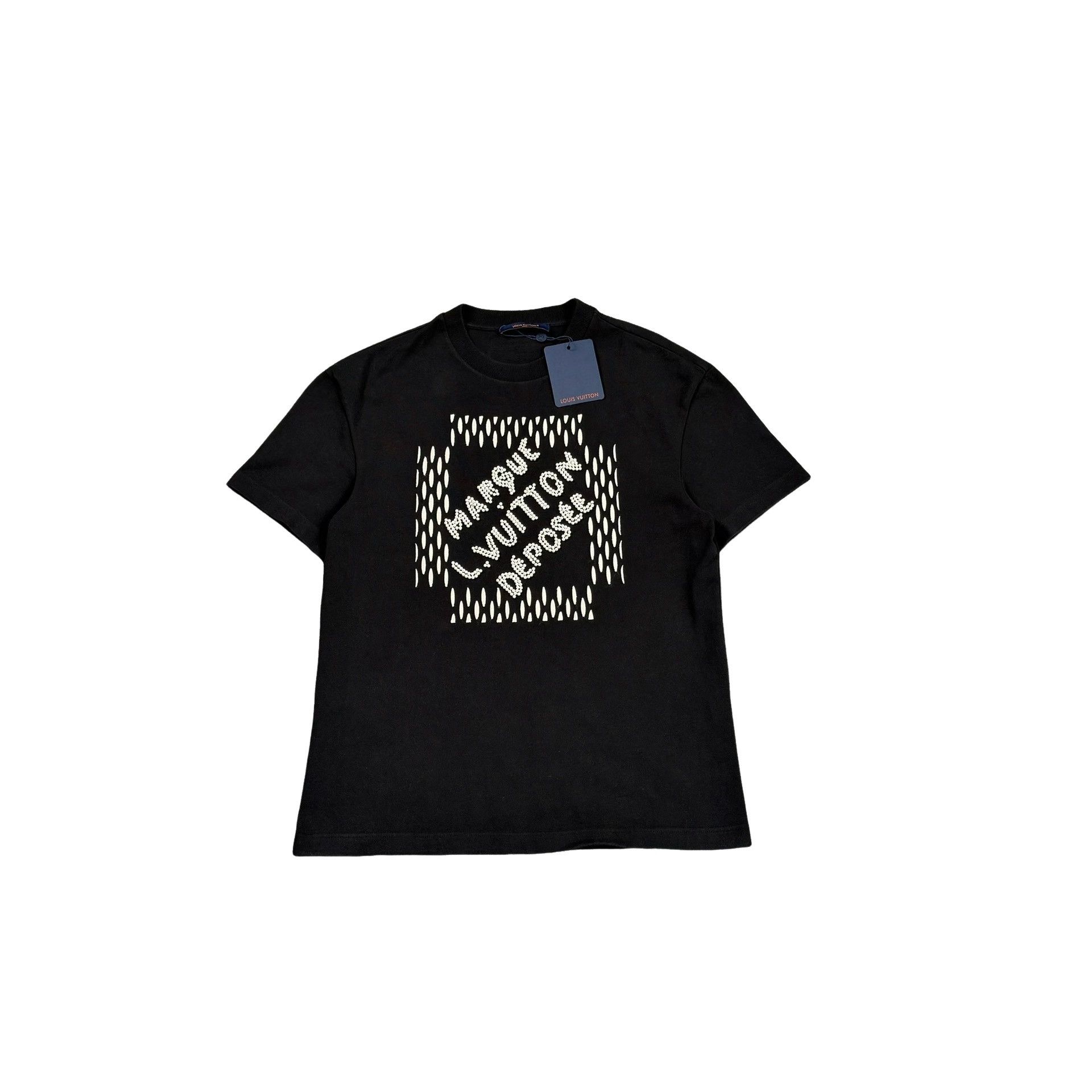 Louis Vuitton Louis Vuitton Beaded Marque Logo T-Shirt S Size US S / EU 44-46 / 1 - 1 Thumbnail