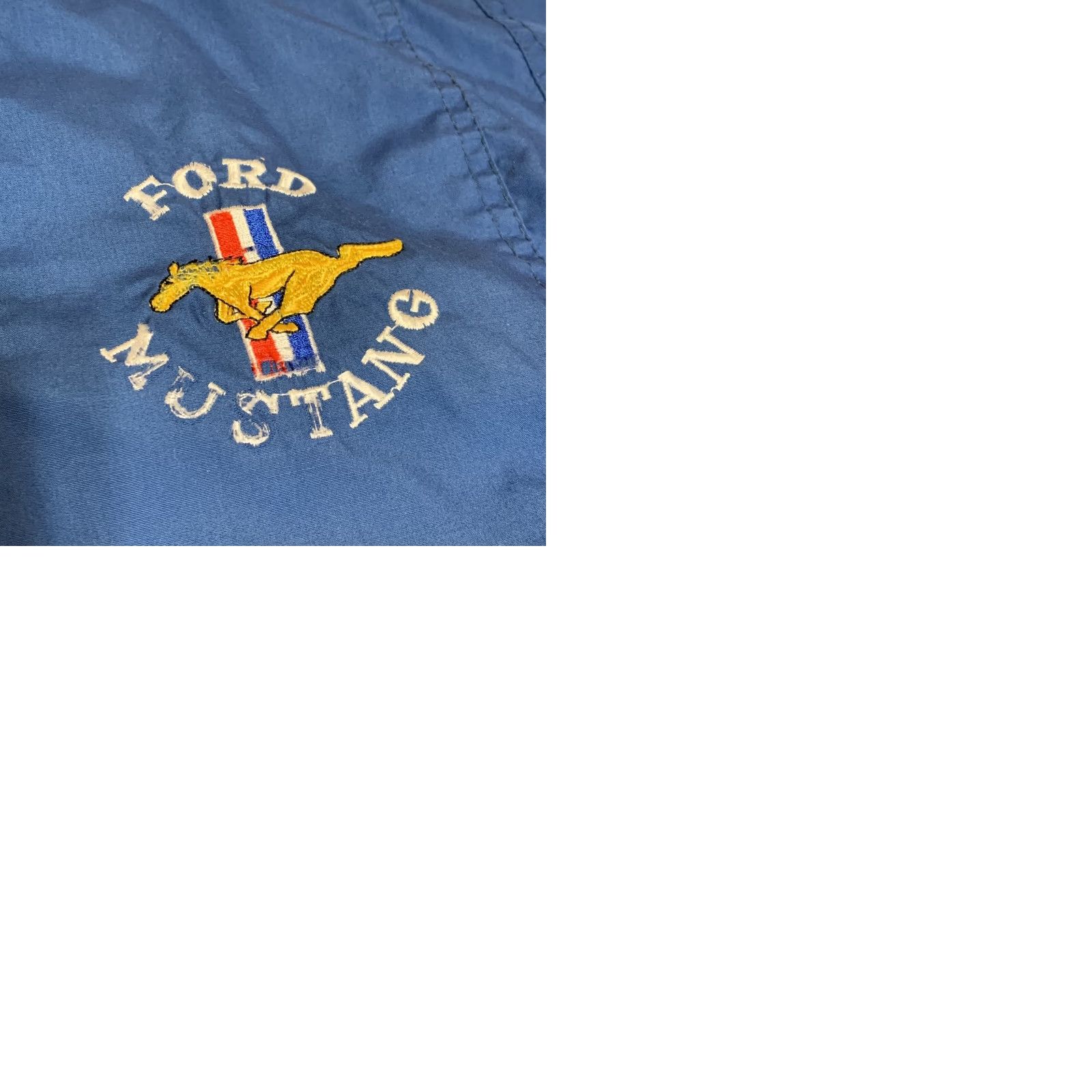 Ford VINTAGE Ford Mustang Mens M Blue Full Zip Jacket Embroidered Mustang Logo Retro Cars Theme Size US M / EU 48-50 / 2 - 9 Thumbnail