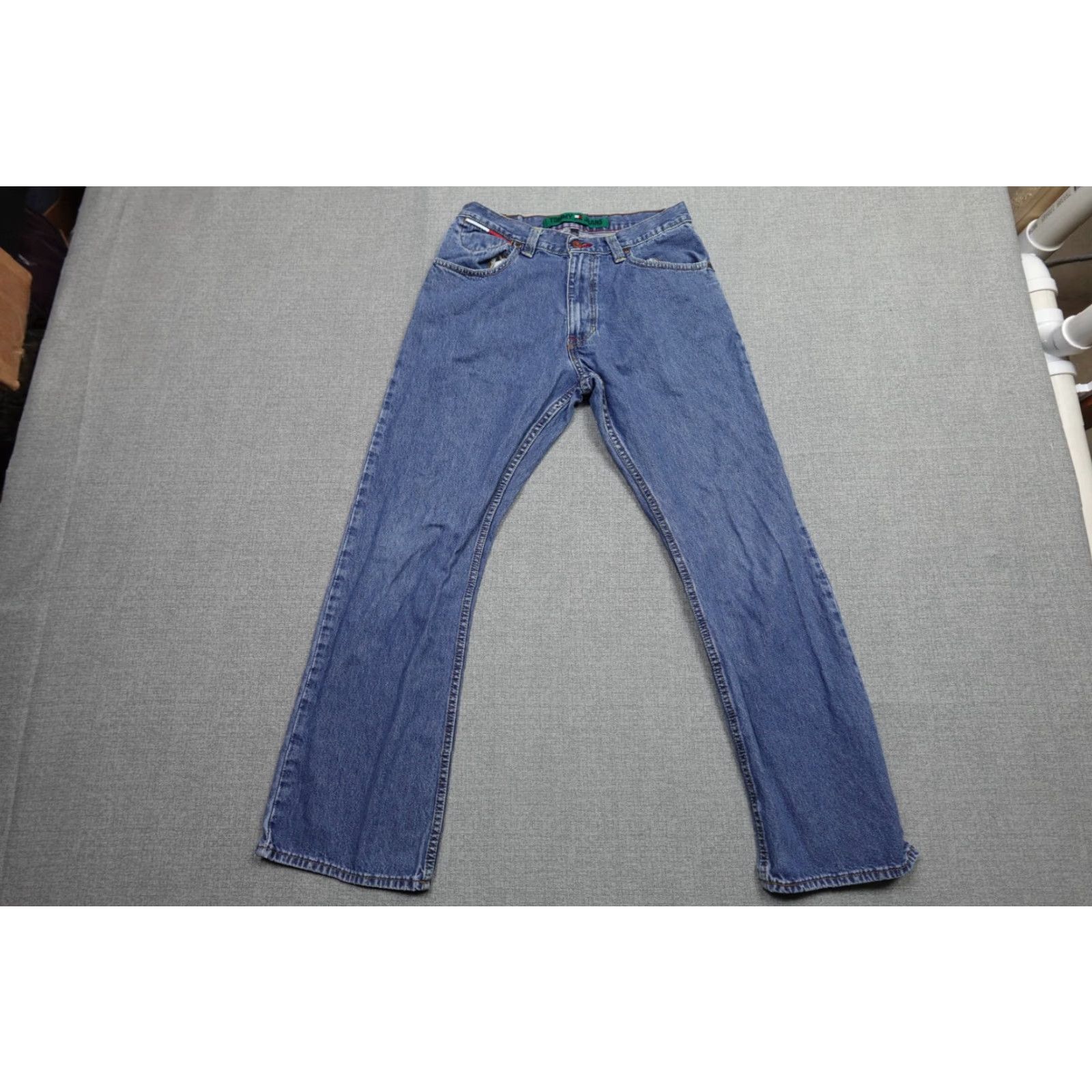 Tommy Hilfiger VINTAGE Tommy Hilfiger Jeans Mens 32x32 Blue Baggy Skater Dark Wash Hip Hop Jeans Mens 32 Blue Hip Hop Vintage Tommy Hilfiger Jeans Mens 32x32 Size US 32 / EU 48 - 2 Thumbnail