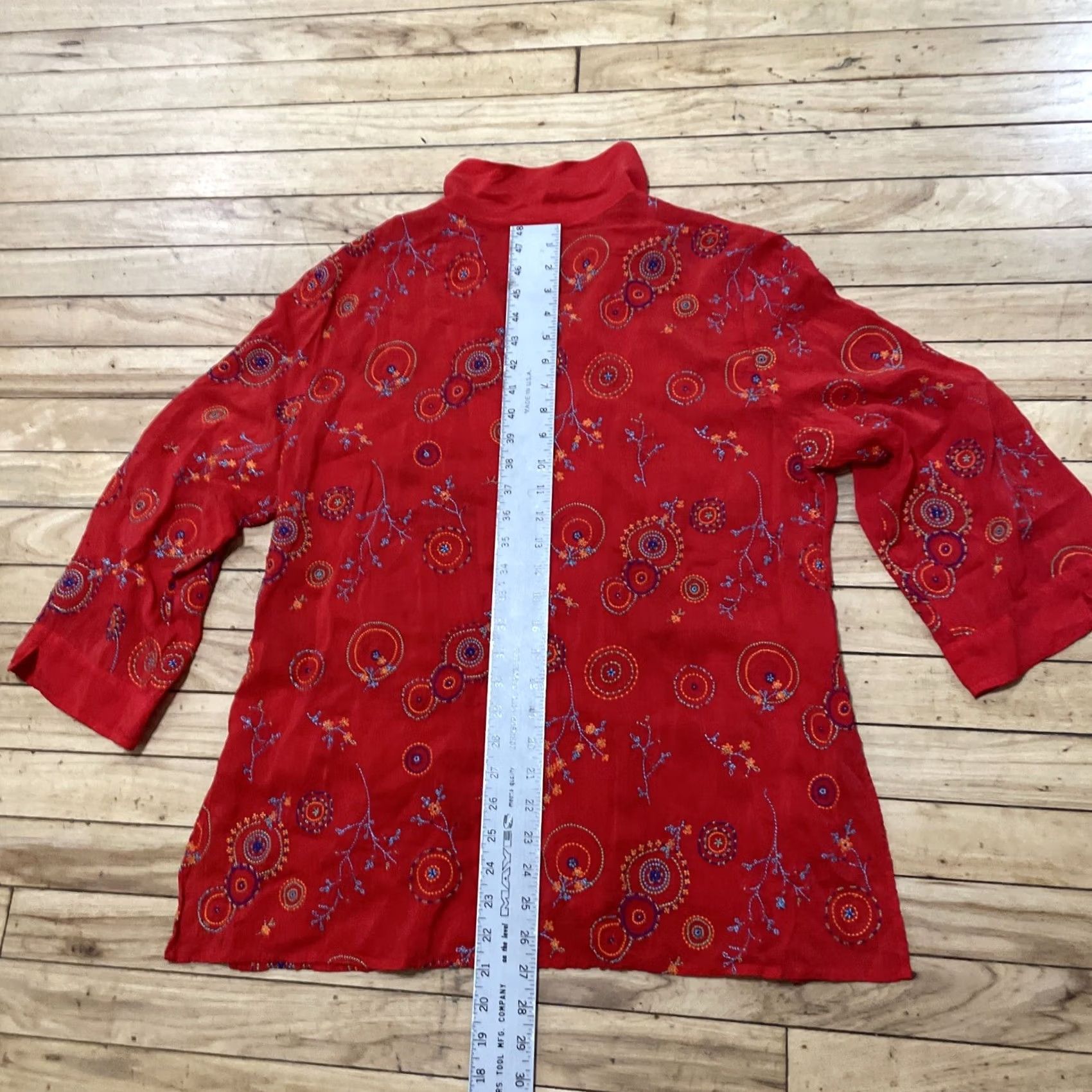 Vintage RUSS USA Top Womens XL Floral Beaded Boho Red Malibu Shirt Distress Holes Button-Up 3/4 Sleeve Cal... Size XL / US 12-14 / IT 48-50 - 5 Thumbnail