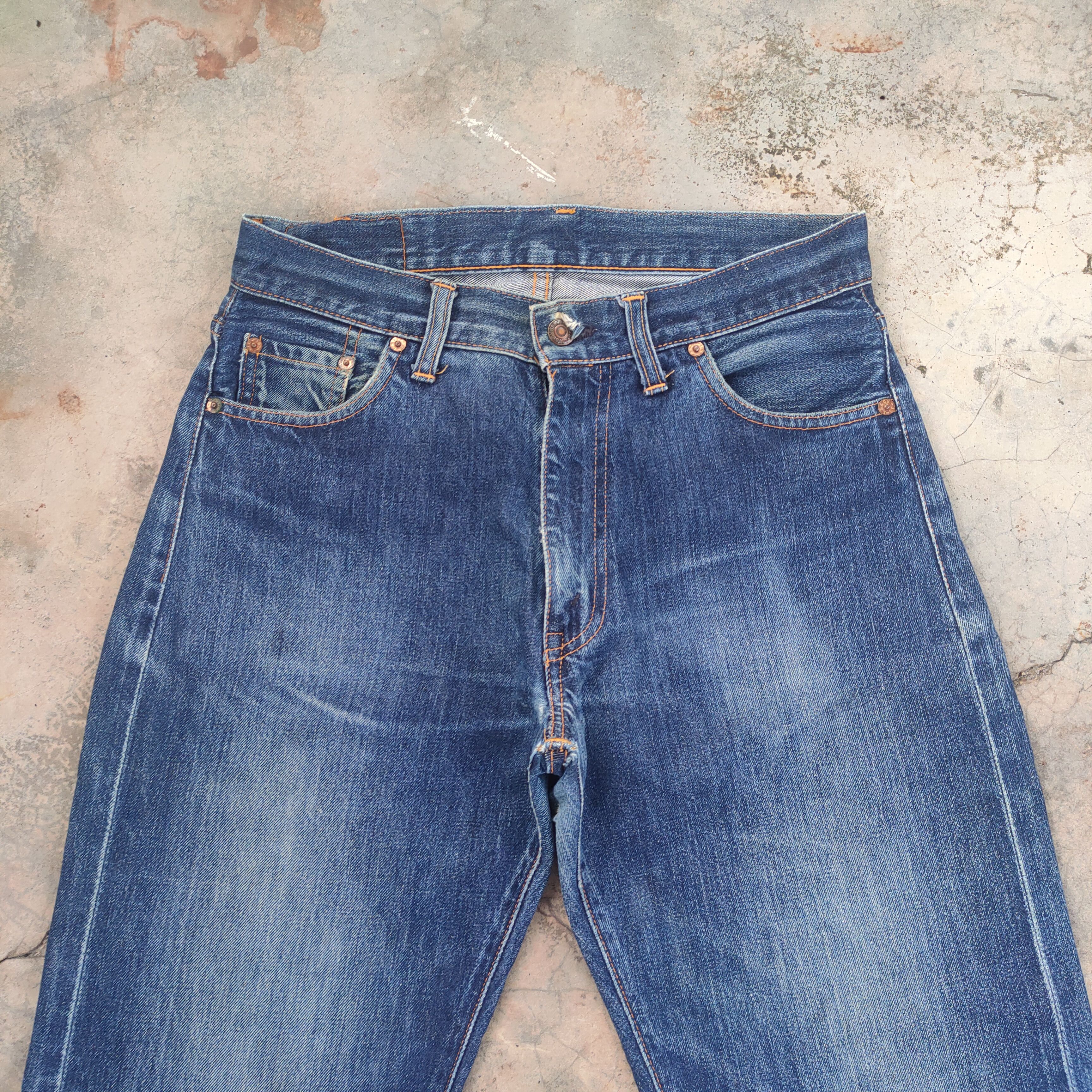 Levi's Vintage Clothing W30 VINTAGE 98' LEVI'S BIG E FADED REDLINE RIPPED JEANS PANT Size US 30 / EU 46 - 3 Thumbnail