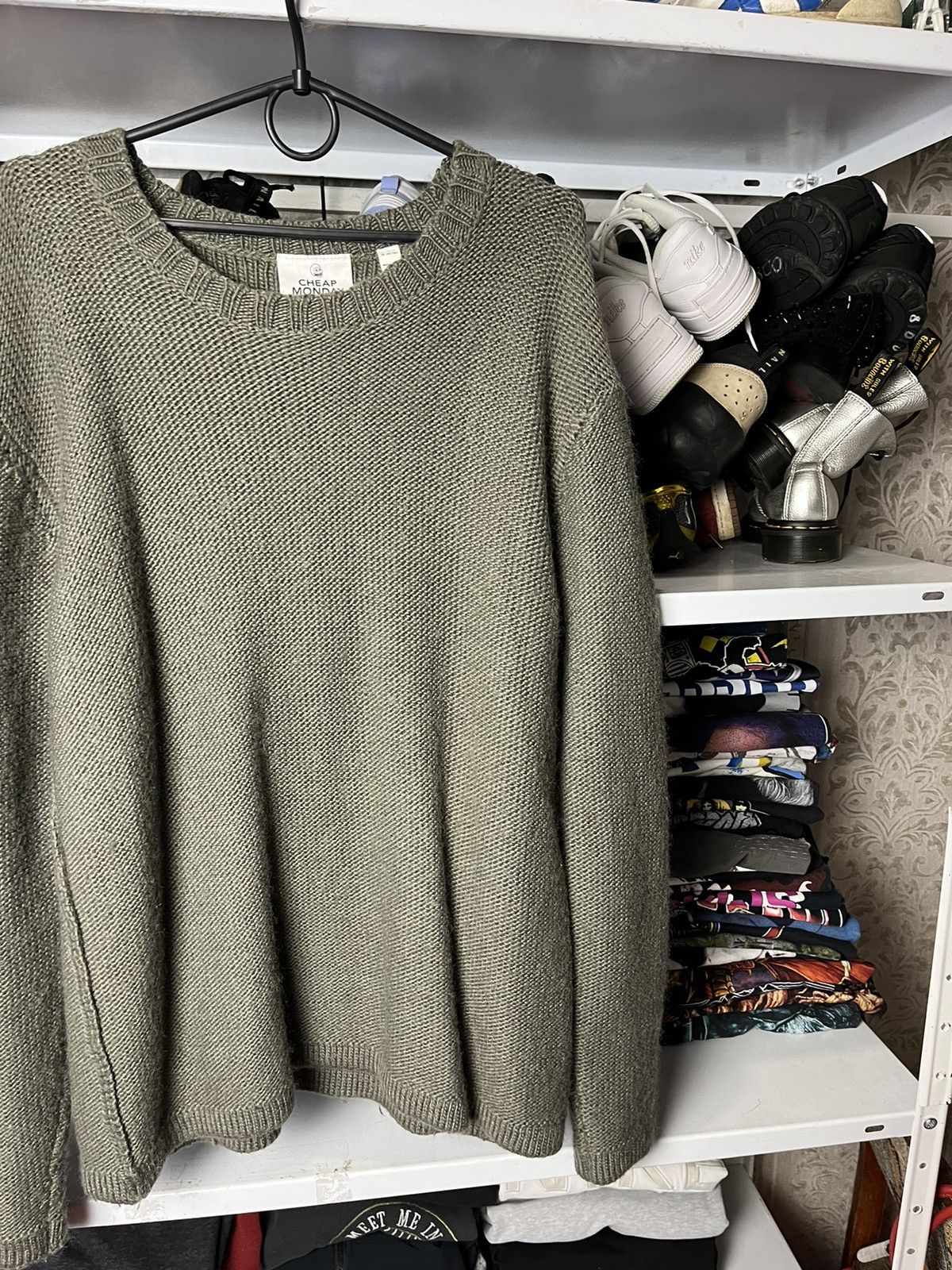 Japanese Brand Vintage Avant Garde Distressed Sweater Y2K Size US M / EU 48-50 / 2 - 4 Thumbnail