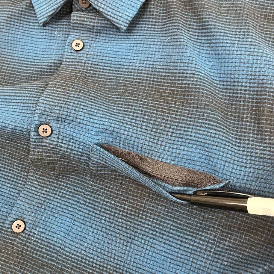 Lululemon Lululemon Masons Peak Flannel Shirt Mens L Blue Black Button Up Casual Stretch Shirt Mens L Blue Size US L / EU 52-54 / 3 - 7 Thumbnail