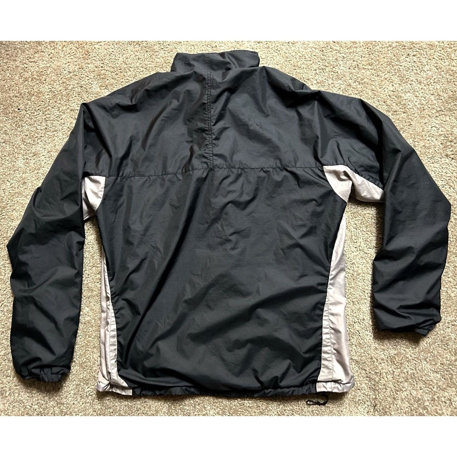 Patagonia VTG Patagonia Windbreaker Women’s Size L Full Zip Black/Gray Y2K Jacket Womens Size L / US 10 / IT 46 - 2 Thumbnail