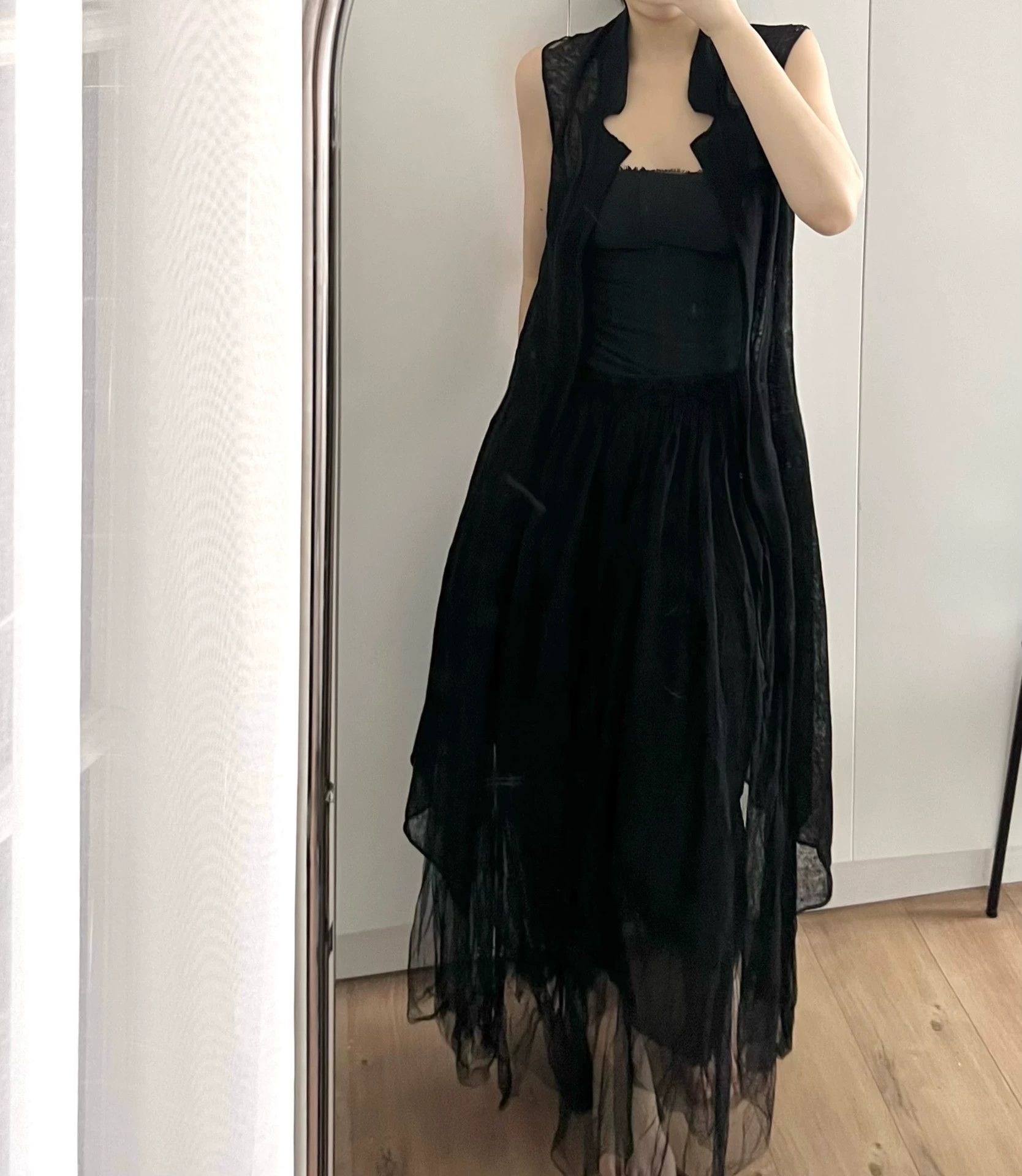Yohji Yamamoto Yohji Yamamoto Linen Cardigan - Flowy & Detailed Size M / US 6-8 / IT 42-44 - 1 Thumbnail