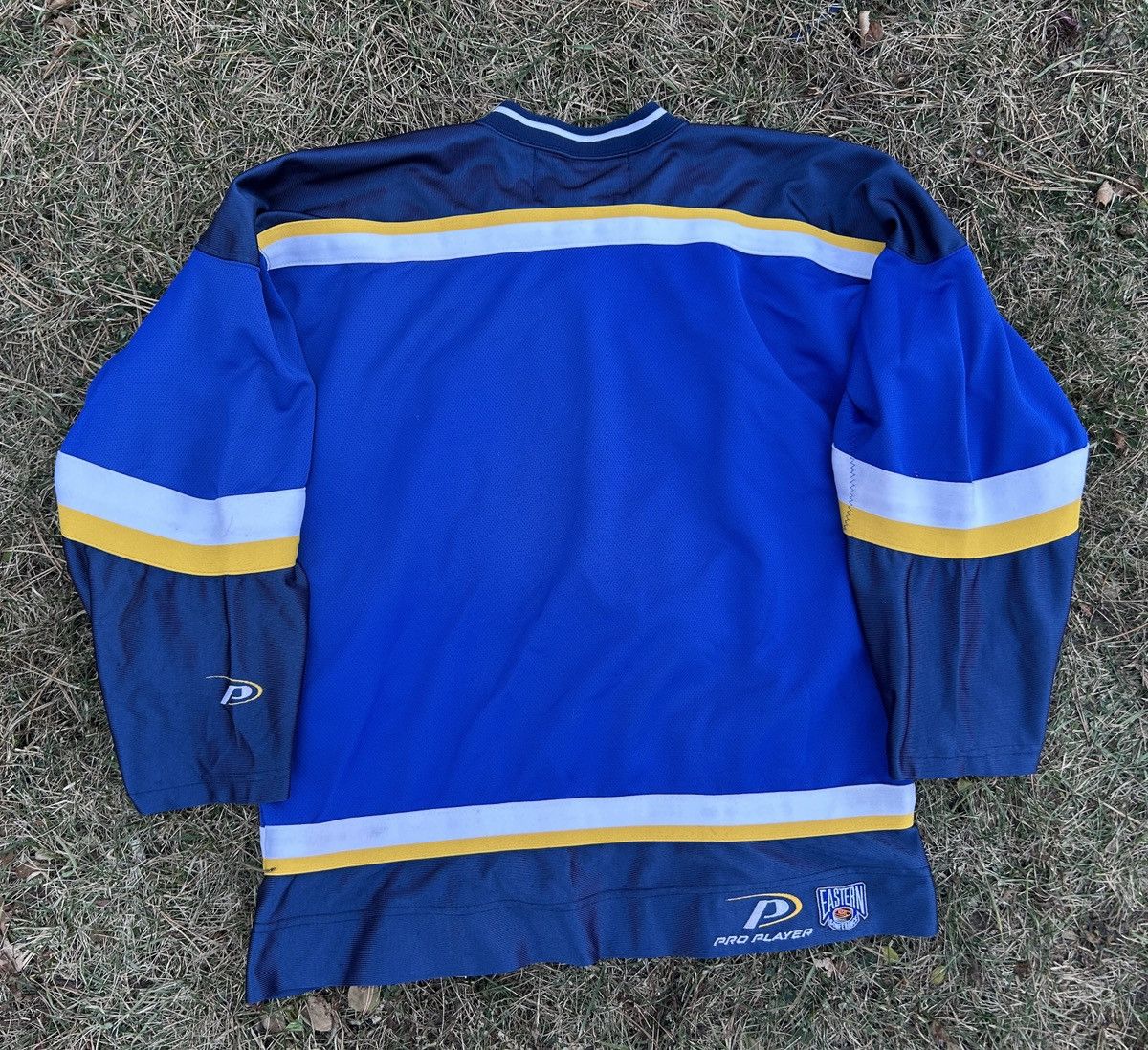 NHL Pro Player St Louis Blues NHL Jersey Size US M / EU 48-50 / 2 - 4 Thumbnail