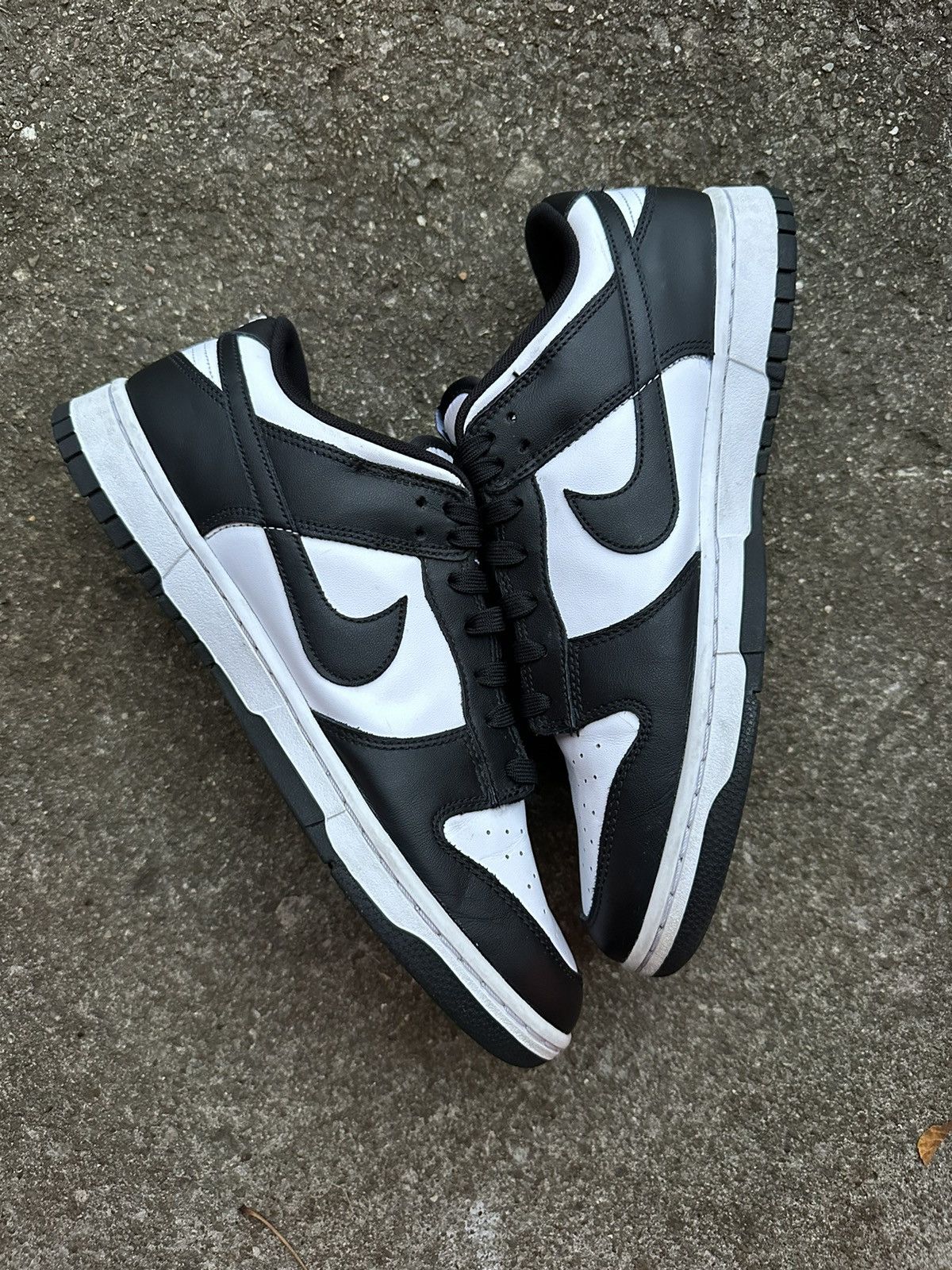 Nike Nike Dunk Low Retro White Black Panda size 11 Size US 11 / EU 44 - 2 Thumbnail