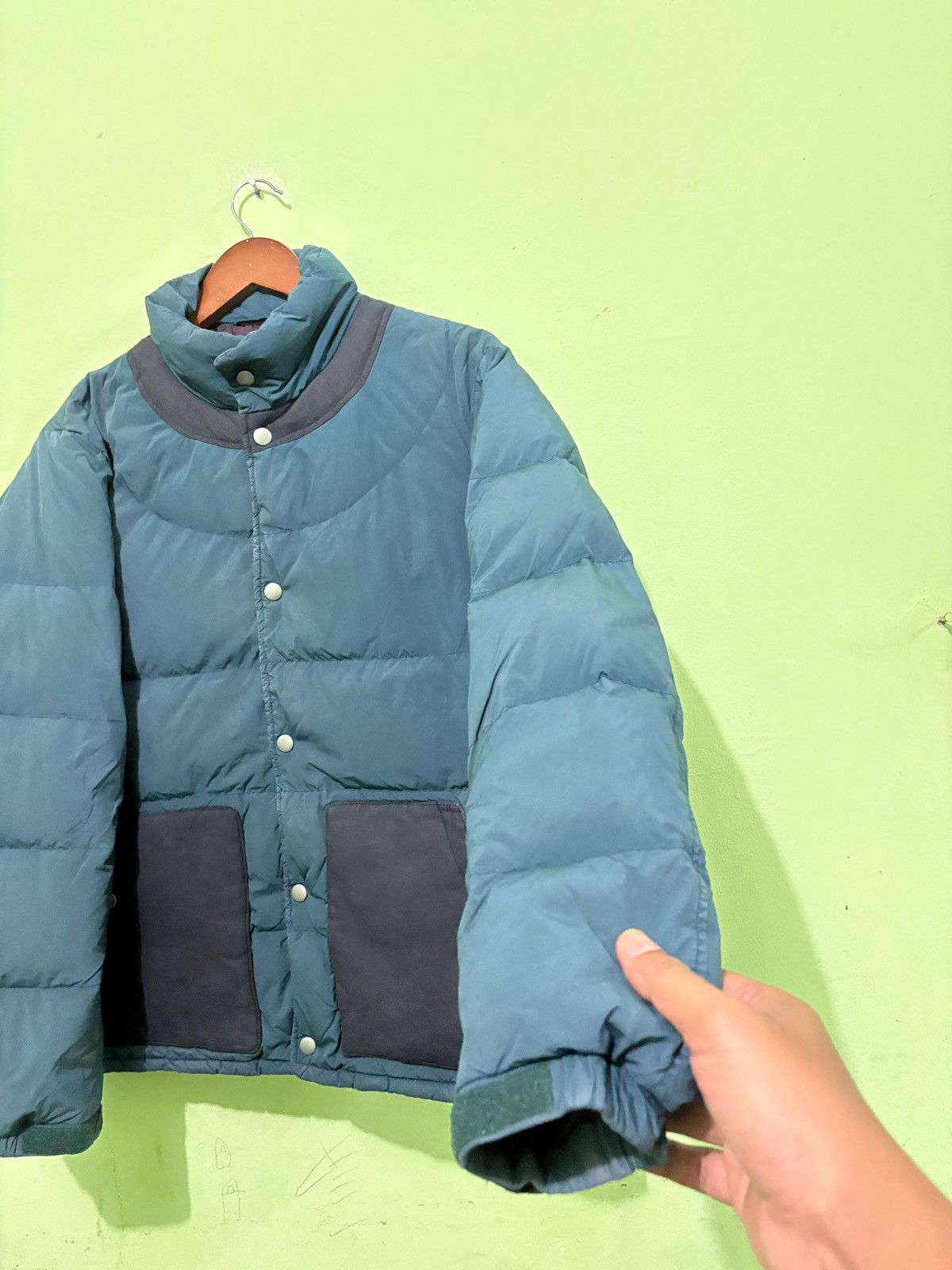 Jun Takahashi × Undercover A/W12 Undercover X Uniqlo Puffer Jacket By Jun Takahashi Size US S / EU 44-46 / 1 - 3 Thumbnail