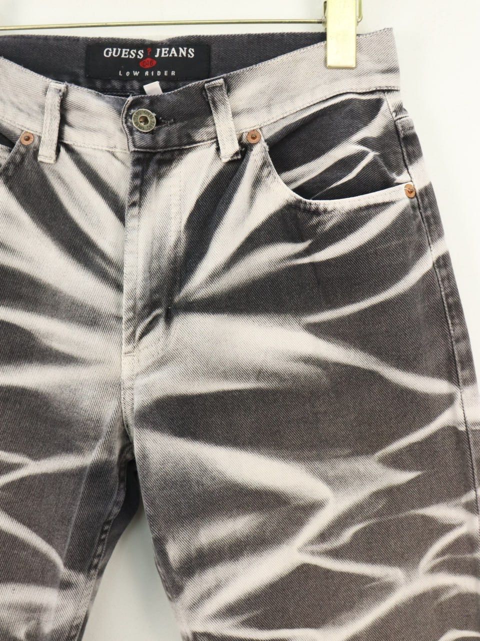 Guess Guess Low Rider Tiger Stripe Style Jeans MADE IN ITALY Size US 28 / EU 44 - 8 Thumbnail