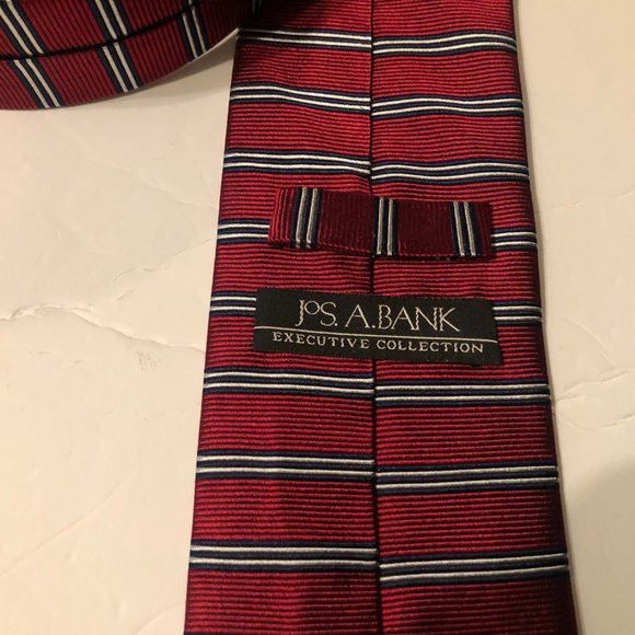 Jos. A. Bank JOS.A.BANK MEN'S NEW 100%SILK NECK TIE 3 1/2" X 62 1/2" Size ONE SIZE - 8 Thumbnail