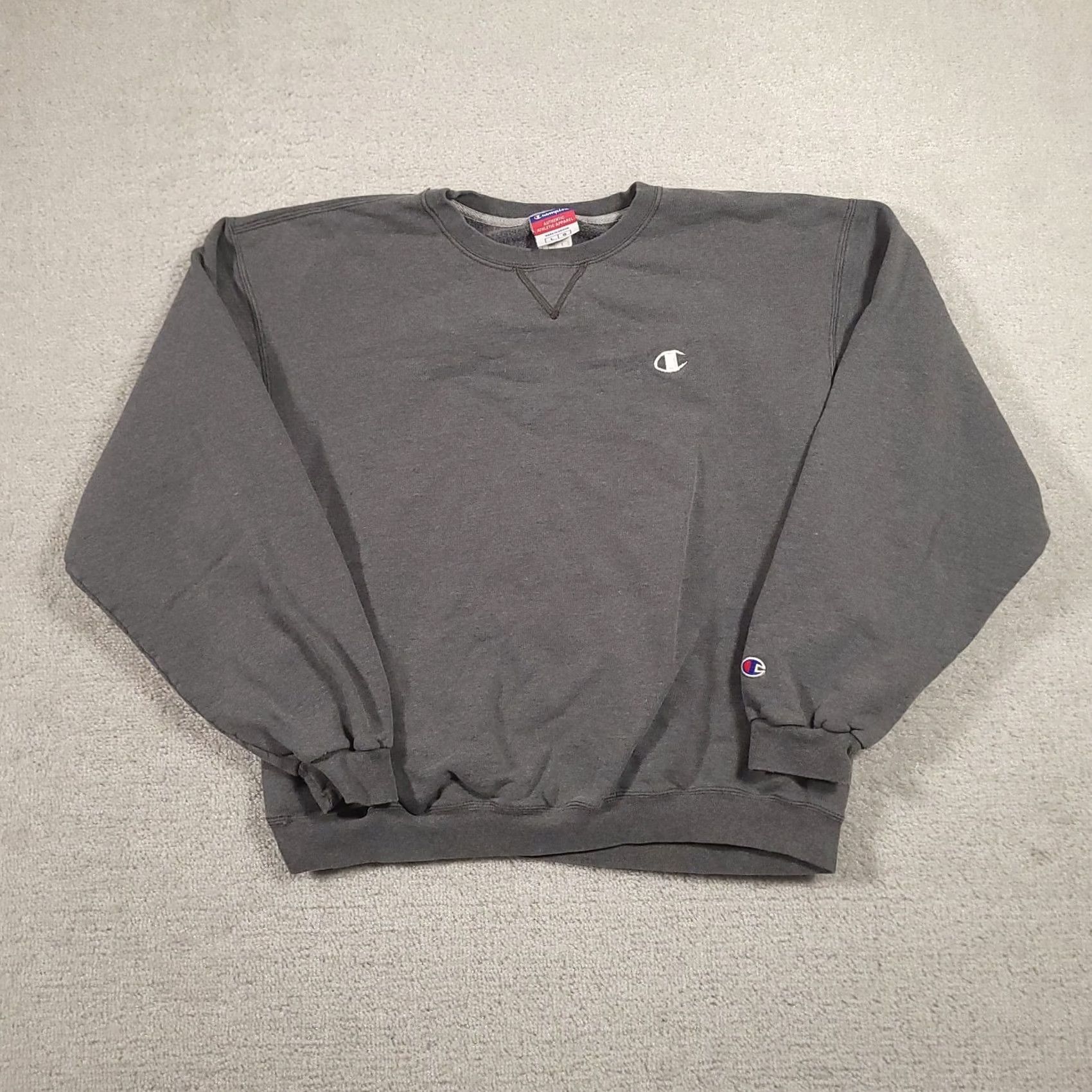 Champion VINTAGE Champion Sweatshirt Men's L Gray Fleece Crewneck 90s Shirt Pullover Mens Size US L / EU 52-54 / 3 - 2 Thumbnail