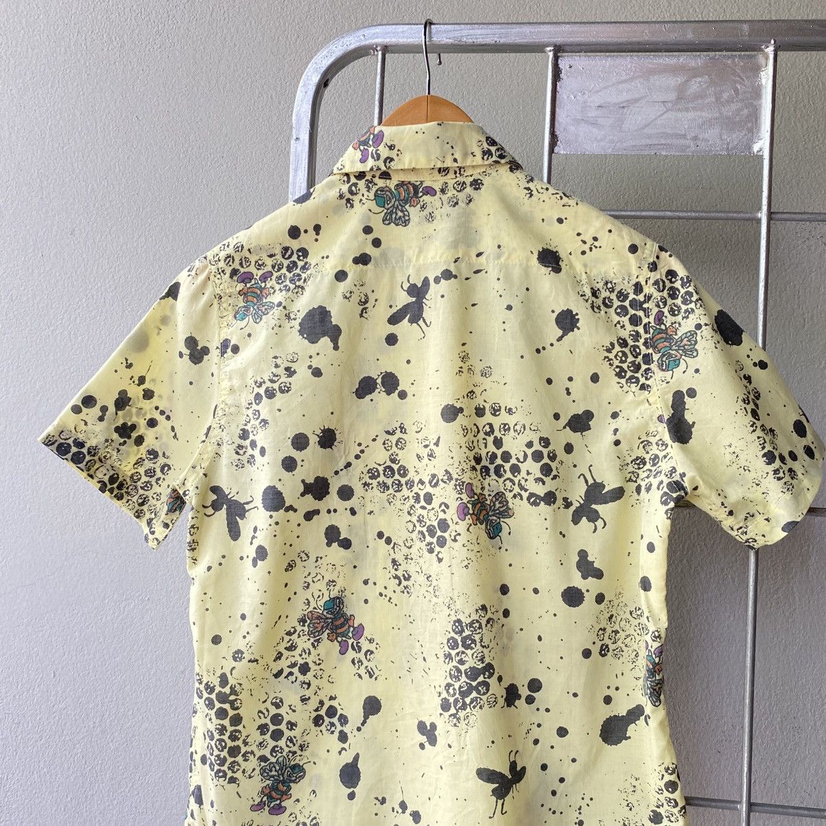 Designer × Japanese Brand RNA Inc. Yellow Honeycomb Bee Short-Sleeve Shirt Size M / US 6-8 / IT 42-44 - 12 Thumbnail