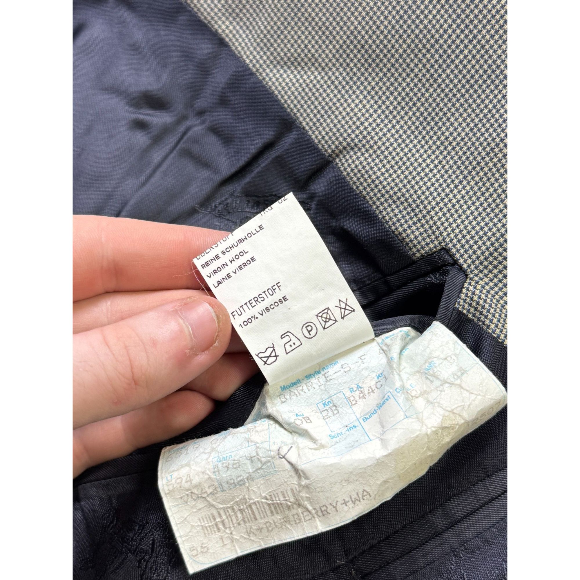Burberry Burberry for PkZ Vintage 3 Button Wool Blazer (Y1153) Size 44R - 7 Thumbnail