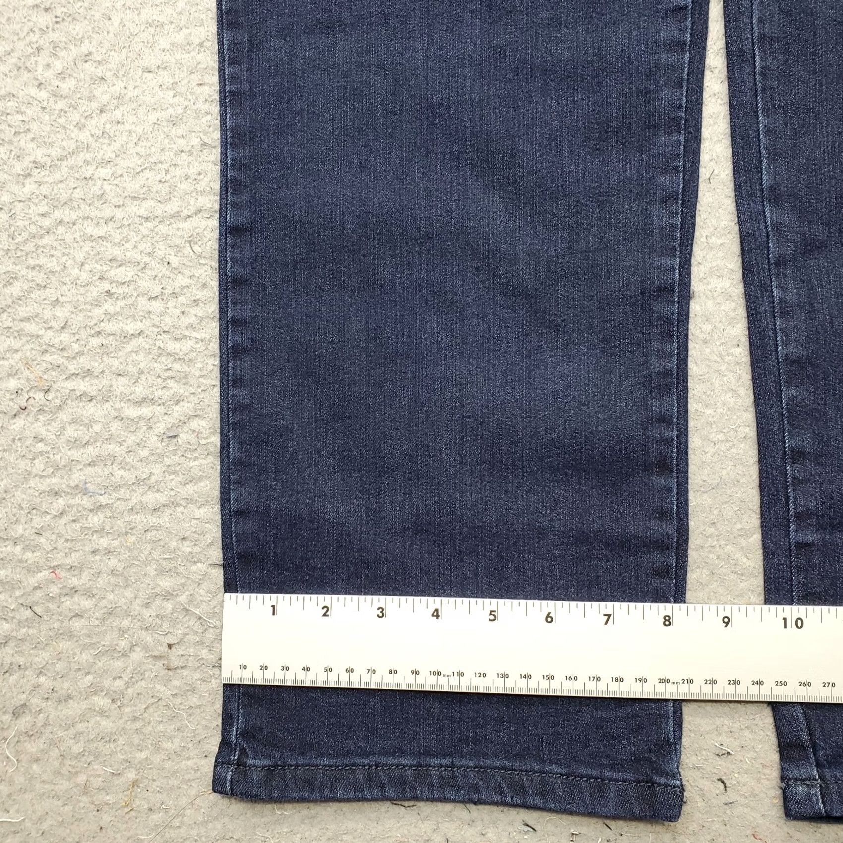 Gloria Vanderbilt Gloria Vanderbilt Womens 12 Blue Denim Straight Jeans Amanda Stretch Slimming 5-Pocket Design Regular Inseam 30.75" 32 Waist NWT Mens? Size 34" / US 12 / IT 48 - 5 Thumbnail